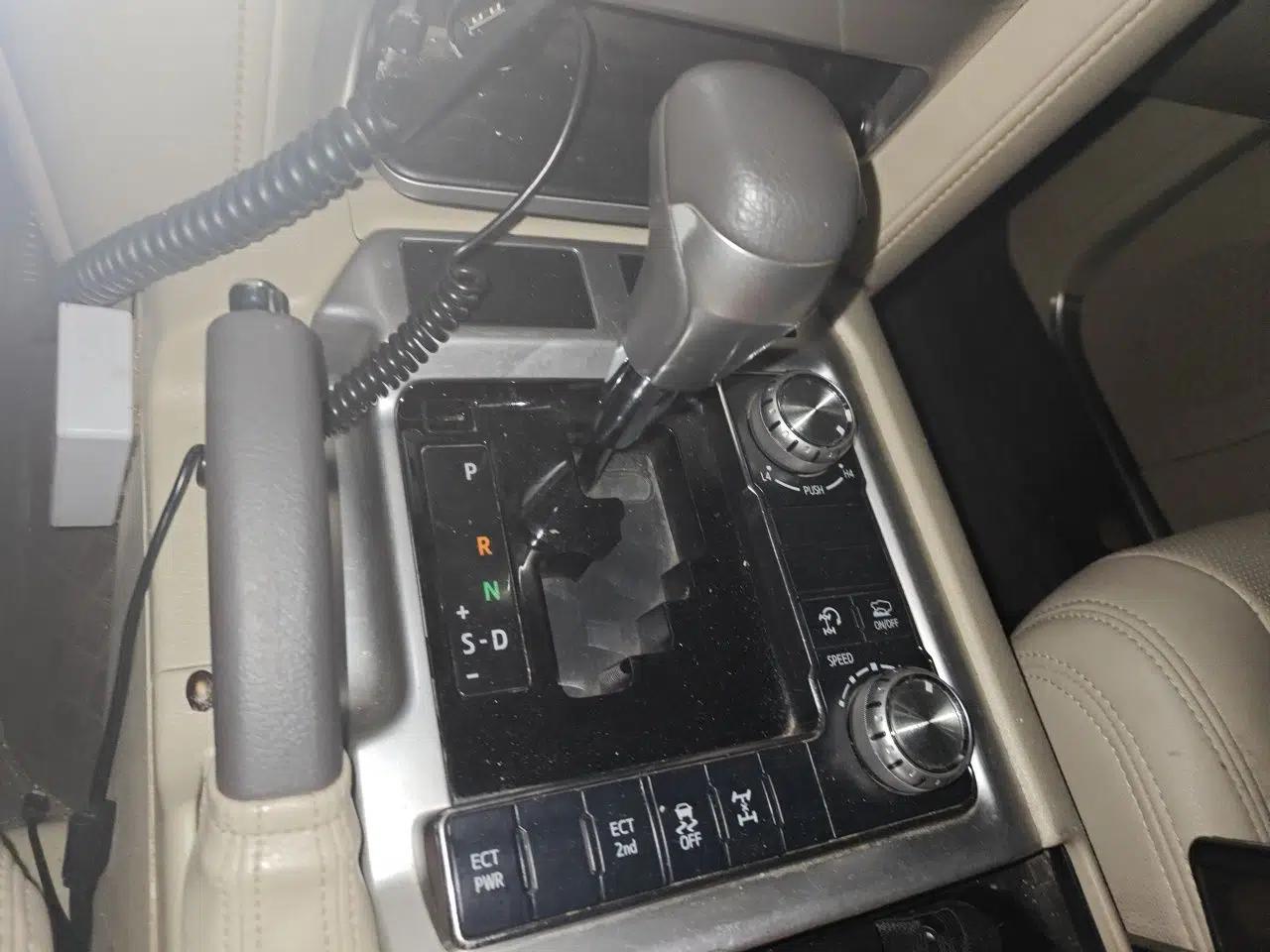 Toyota Land Cruiser  — миниатюра 15