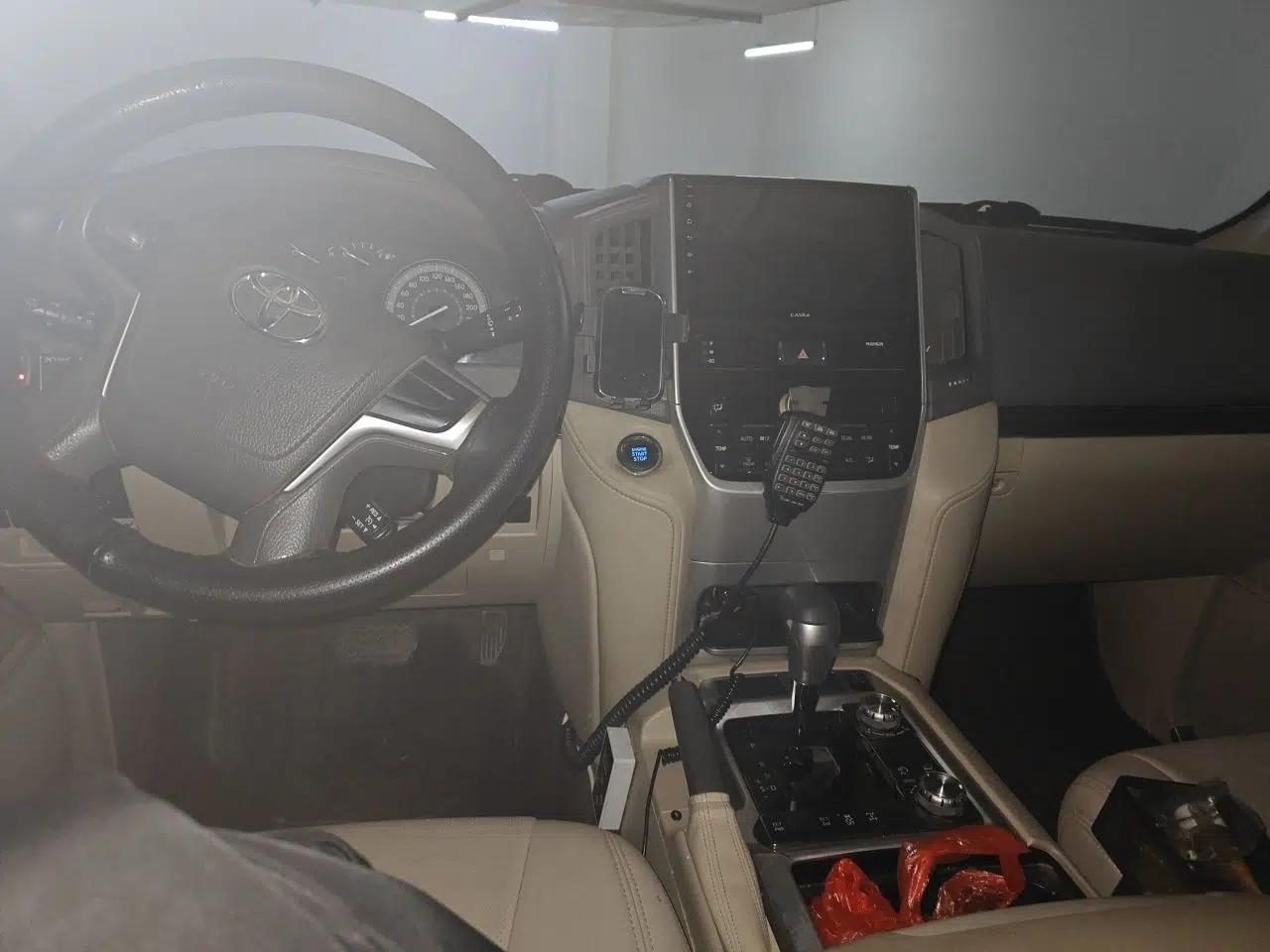 Toyota Land Cruiser  — миниатюра 10