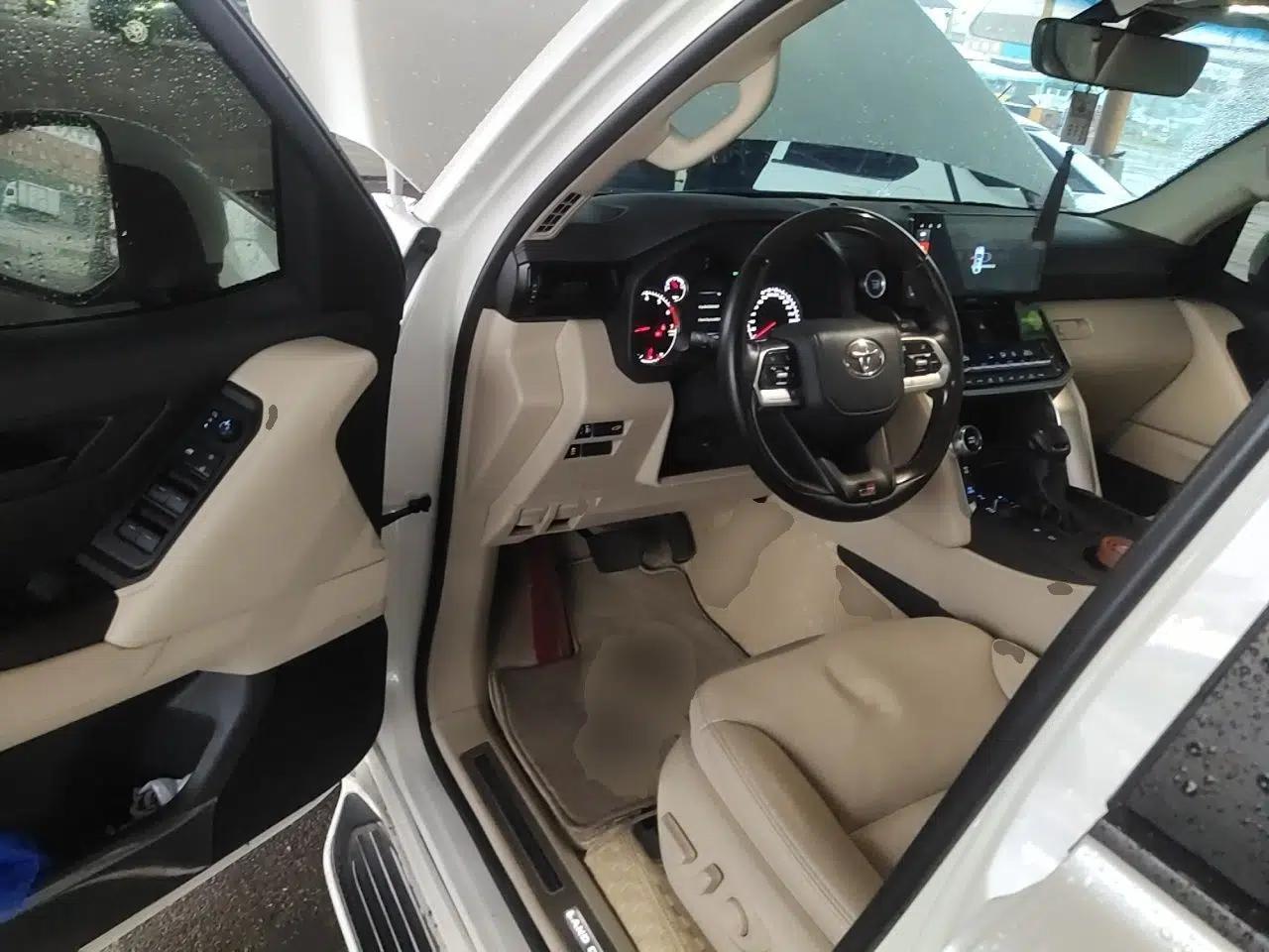 Toyota Land Cruiser  — миниатюра 17