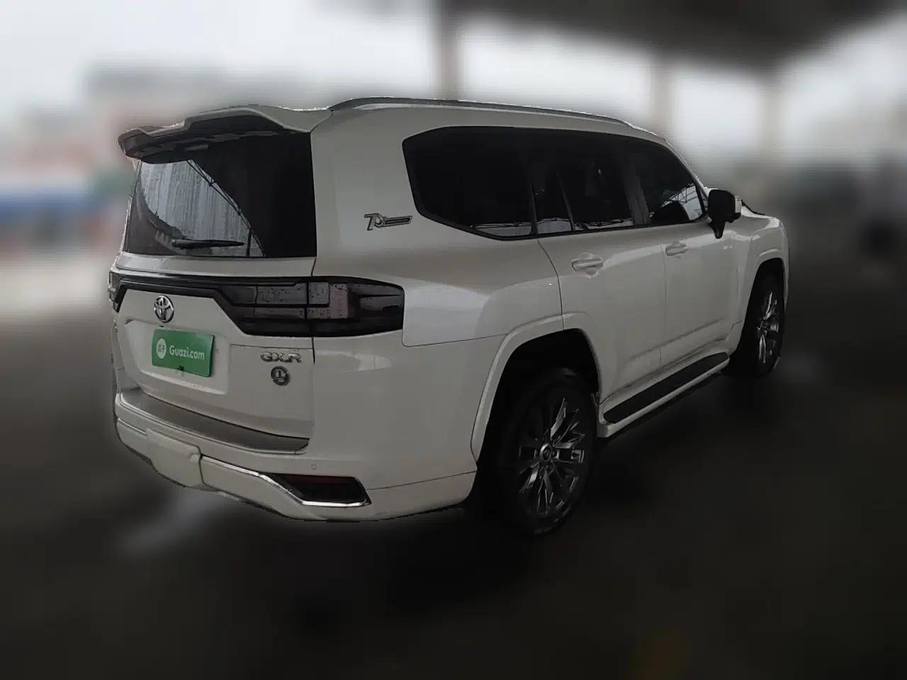 Toyota Land Cruiser  — миниатюра 6
