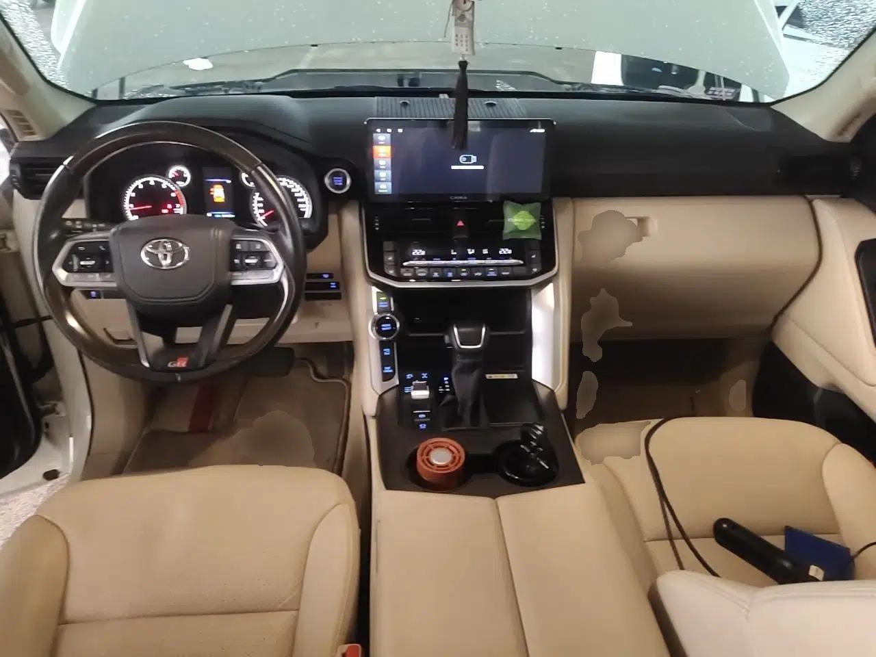 Toyota Land Cruiser  — миниатюра 10
