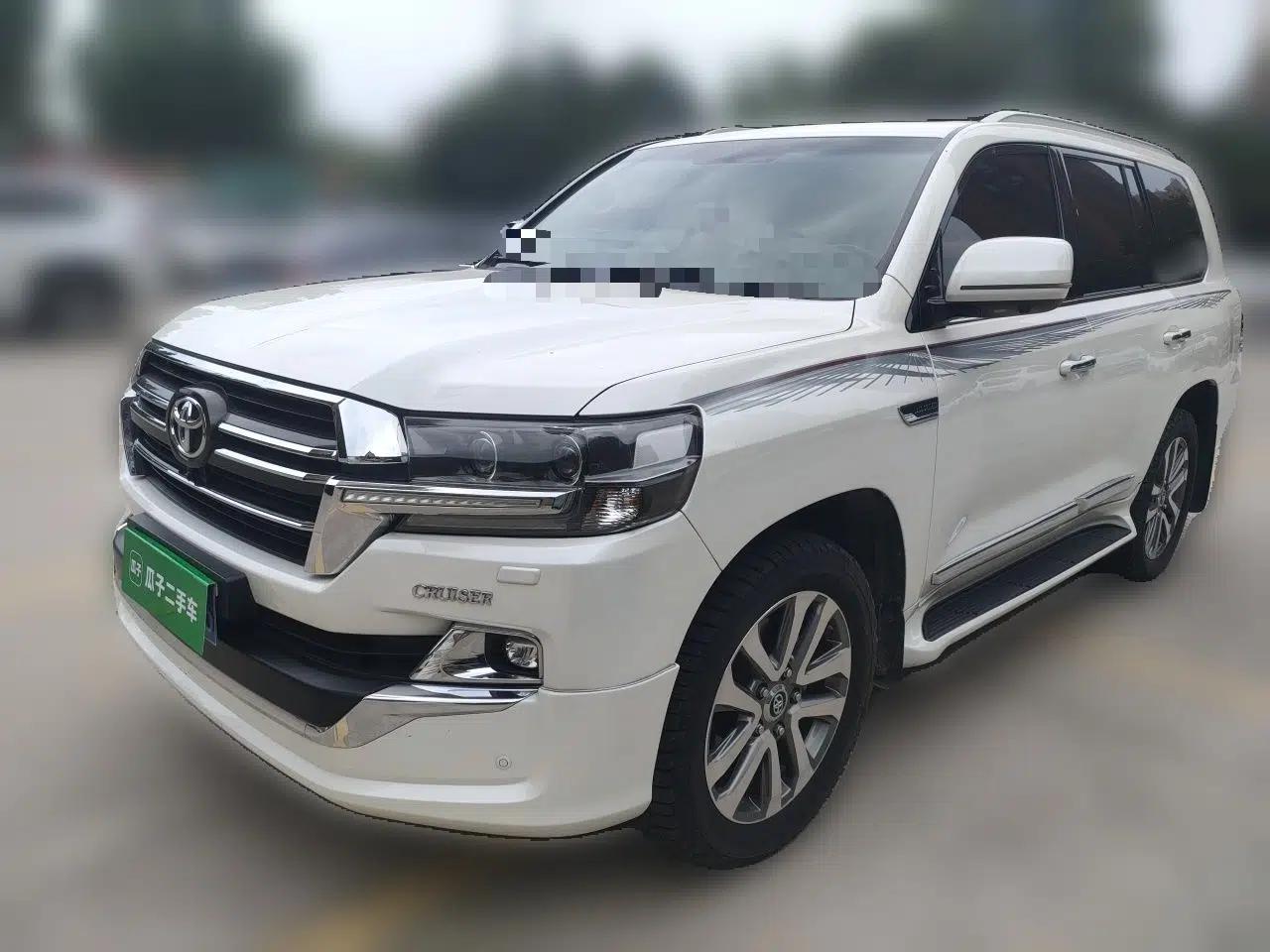 Toyota Land Cruiser  — миниатюра 1