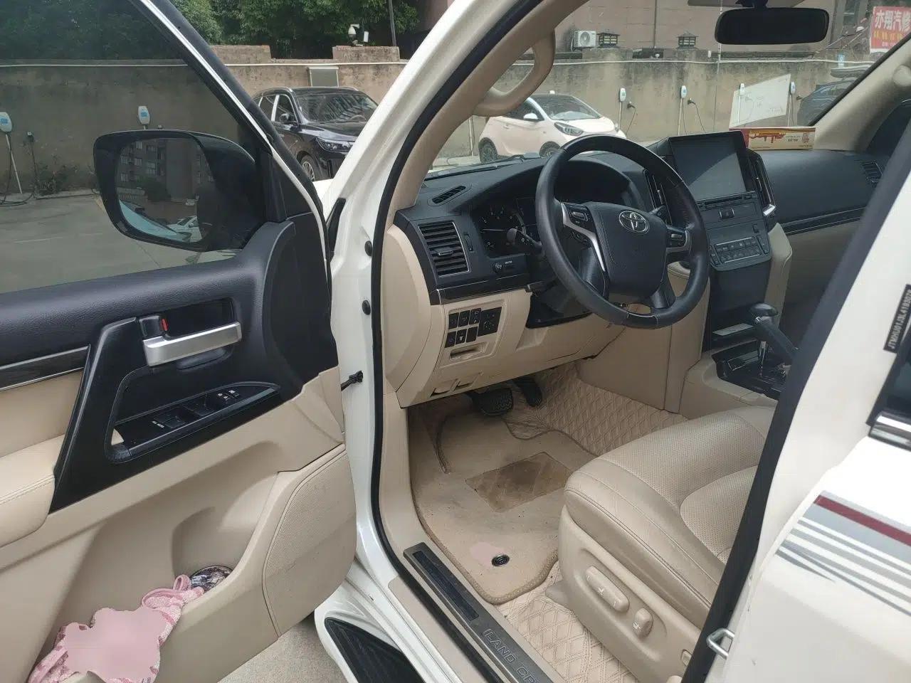 Toyota Land Cruiser  — миниатюра 17