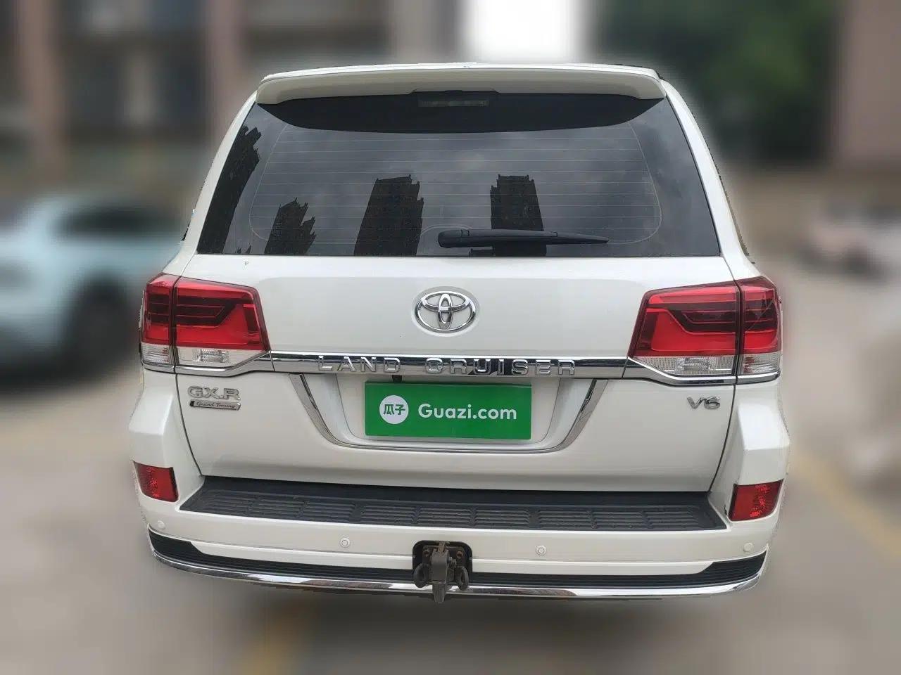 Toyota Land Cruiser  — миниатюра 5