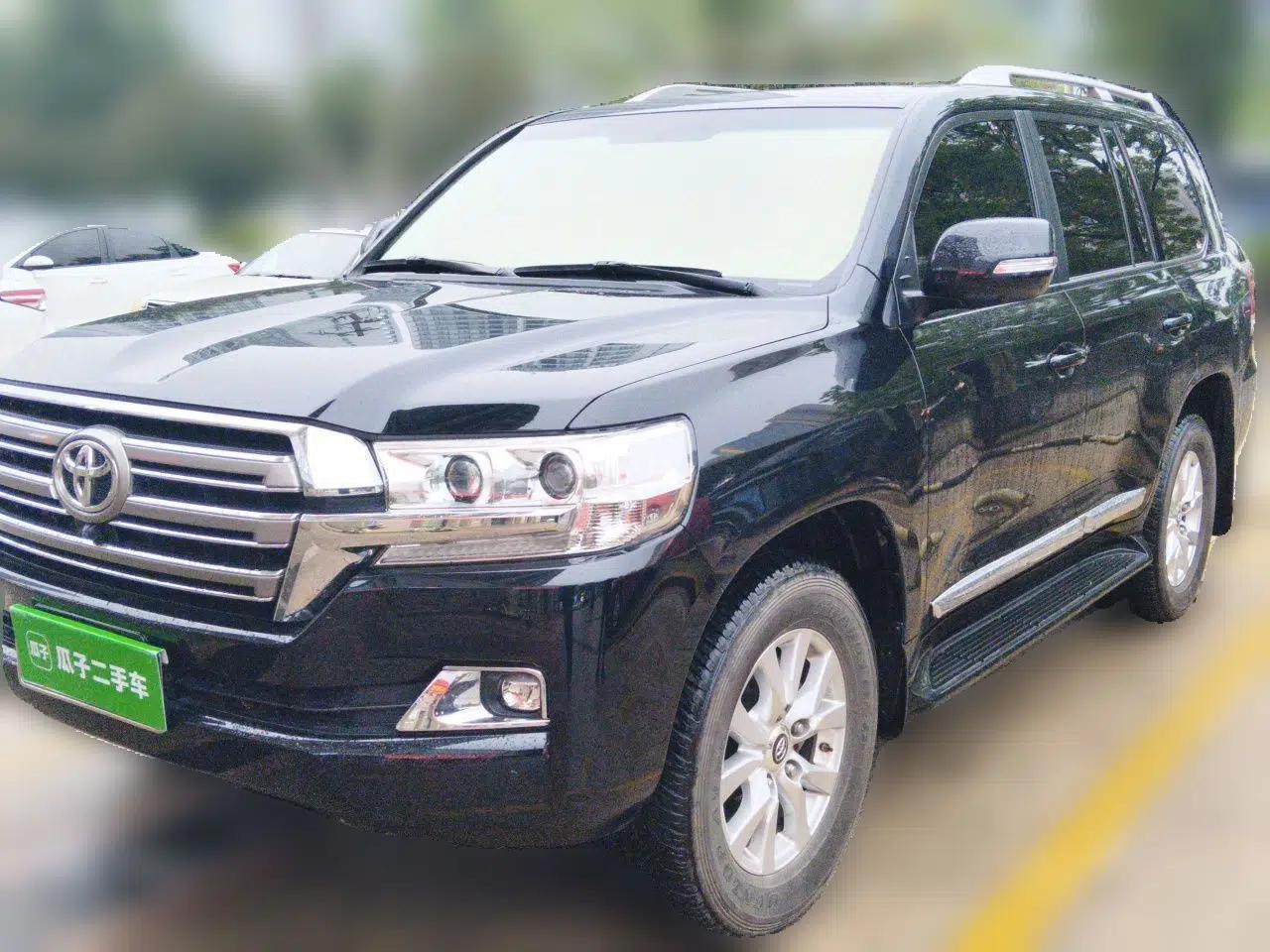Toyota Land Cruiser  — миниатюра 1