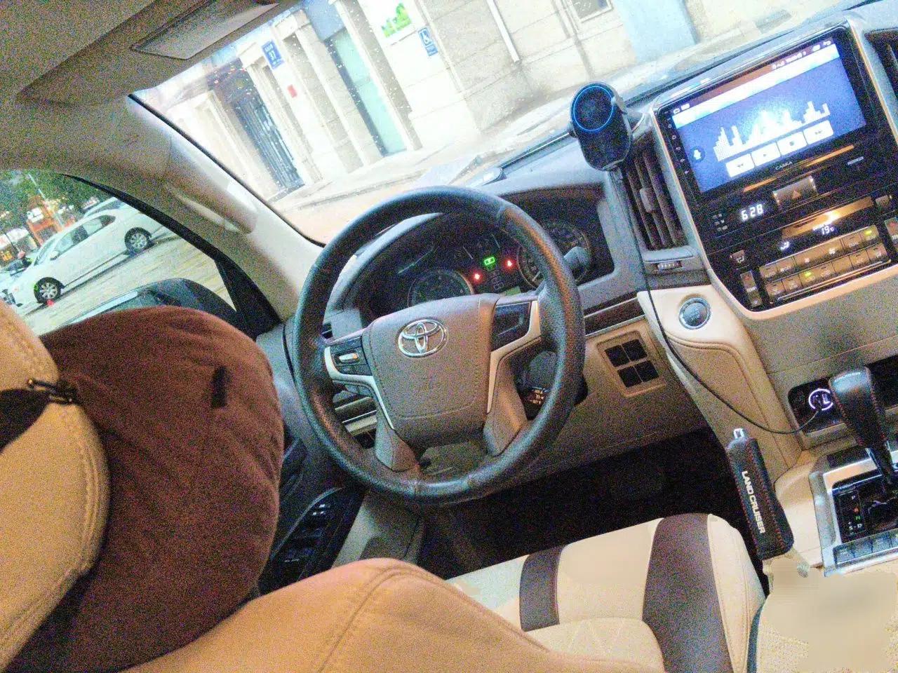 Toyota Land Cruiser  — миниатюра 11