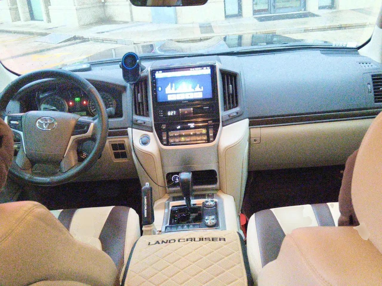 Toyota Land Cruiser  — миниатюра 10
