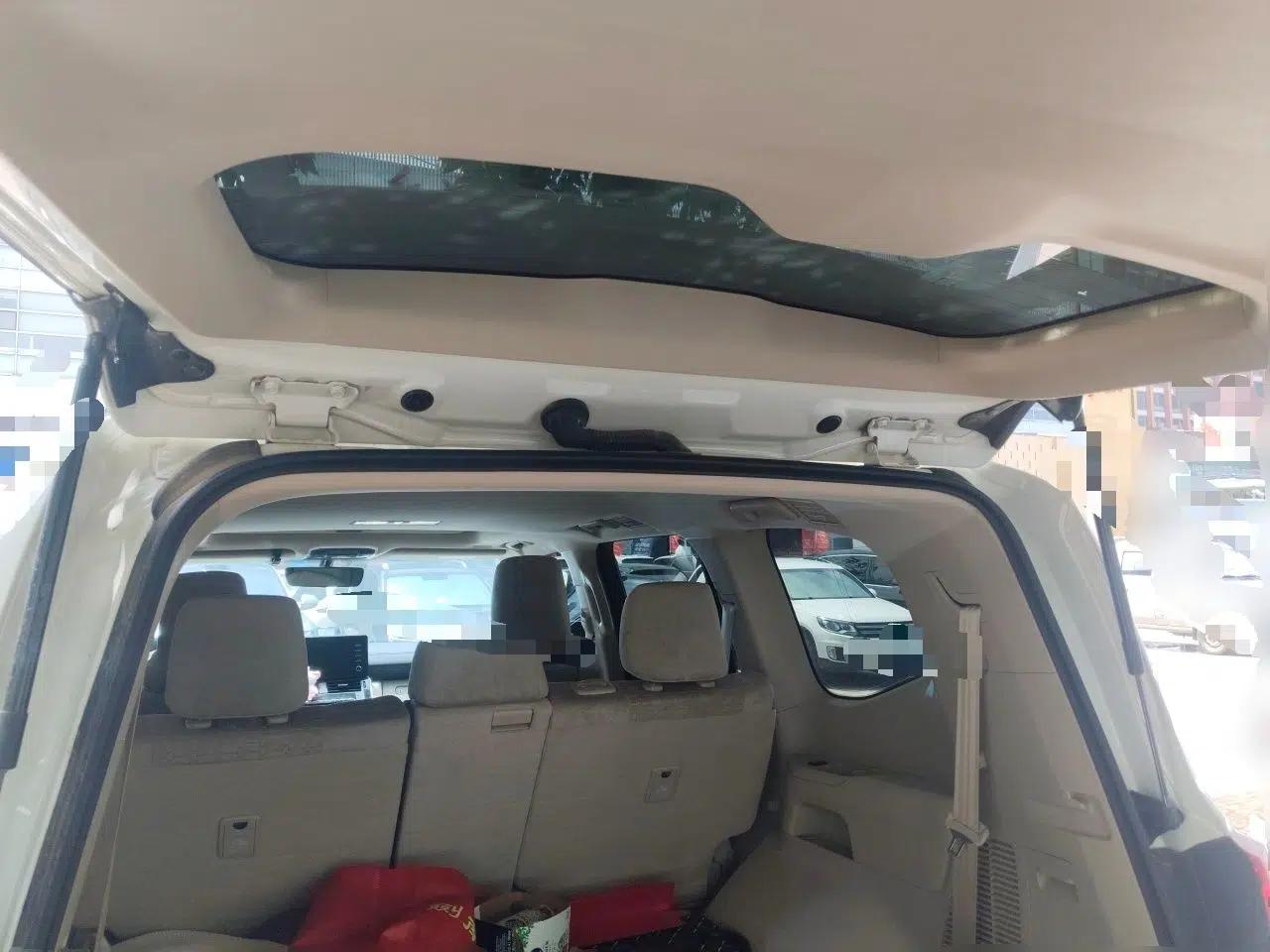 Toyota Land Cruiser  — миниатюра 20
