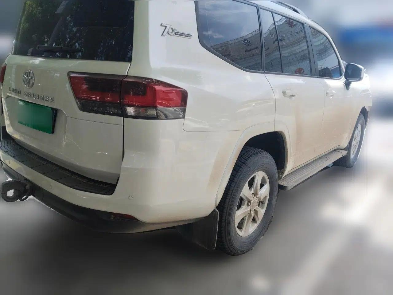 Toyota Land Cruiser  — миниатюра 6