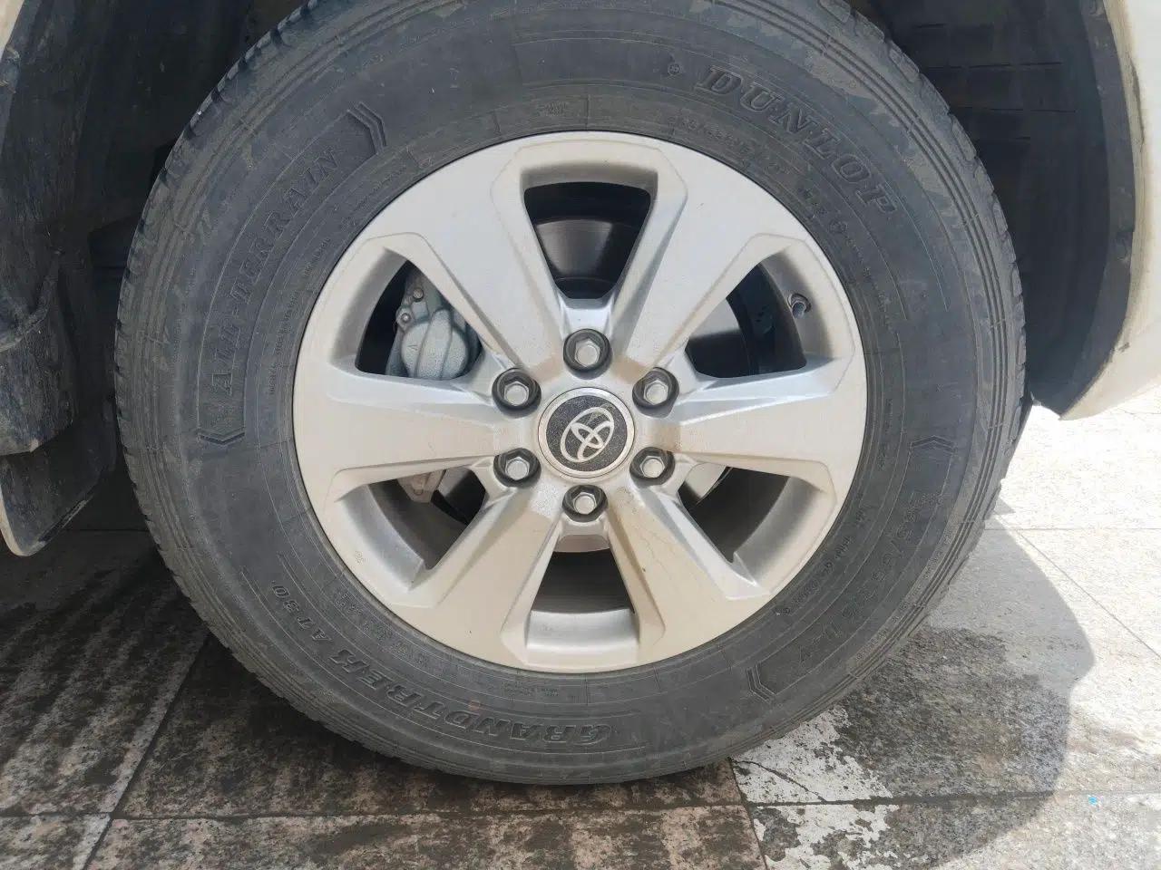 Toyota Land Cruiser  — миниатюра 8