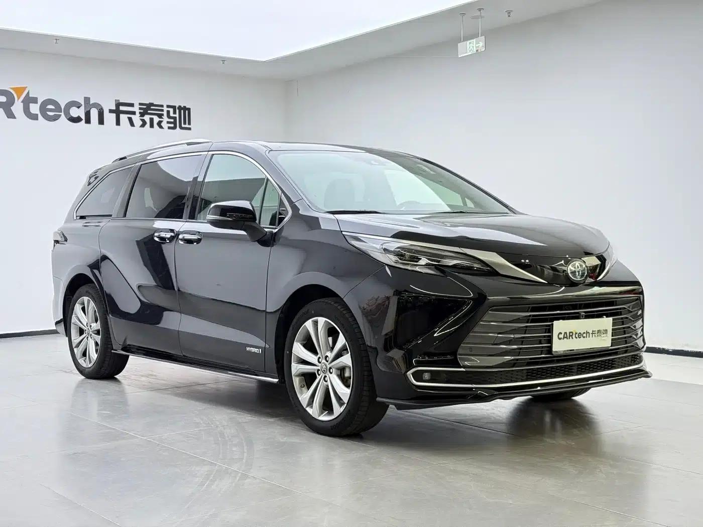 2023 Sienna 2.5L Hybrid Premium Edition — миниатюра 7