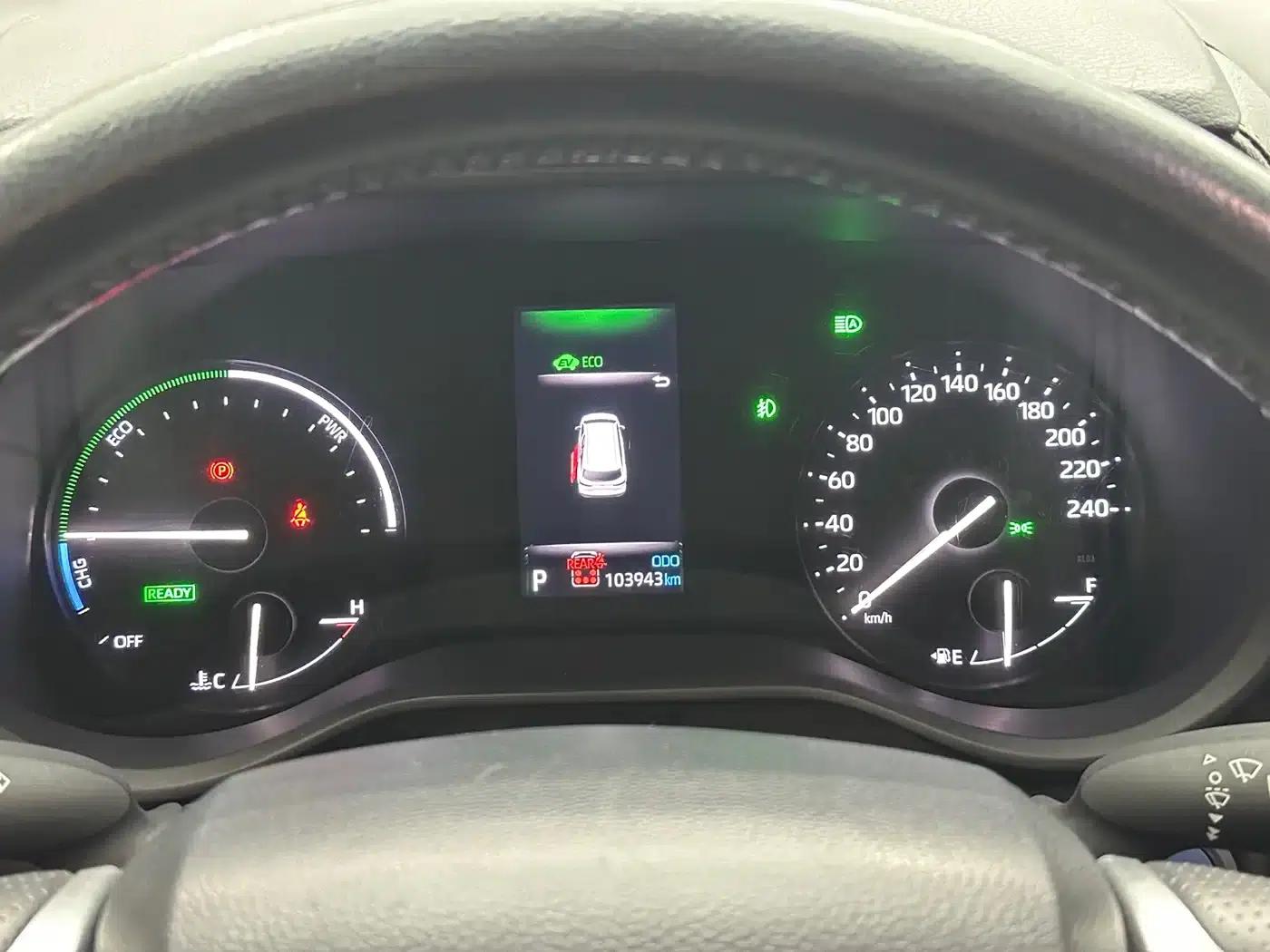 2021 Sienna 2.5L Hybrid Premium Edition — миниатюра 6