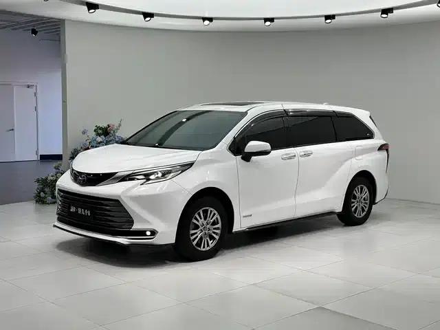 2021 Sienna 2.5L Hybrid Premium Edition