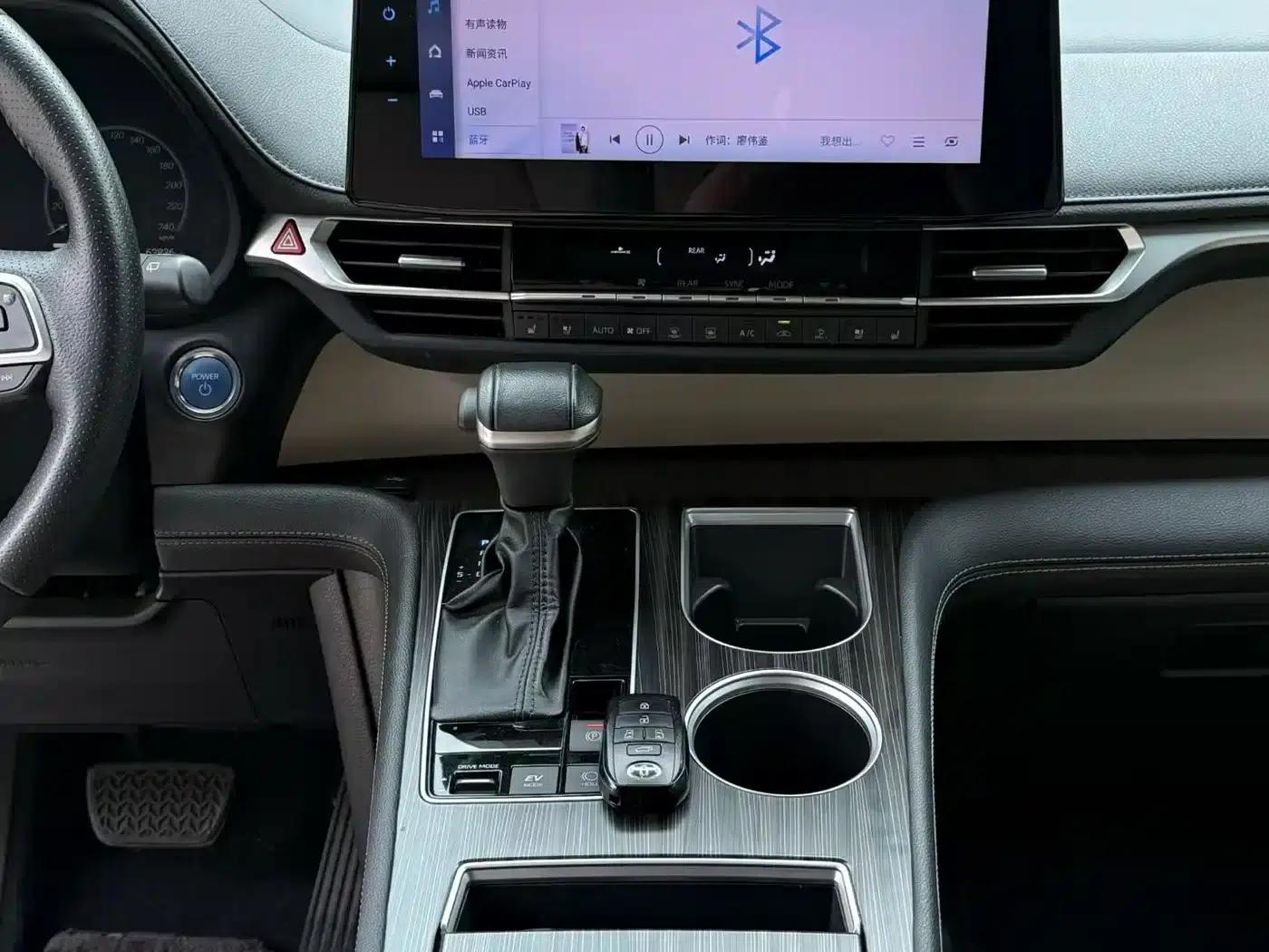 2021 Sienna 2.5L Hybrid Supreme Edition — миниатюра 7
