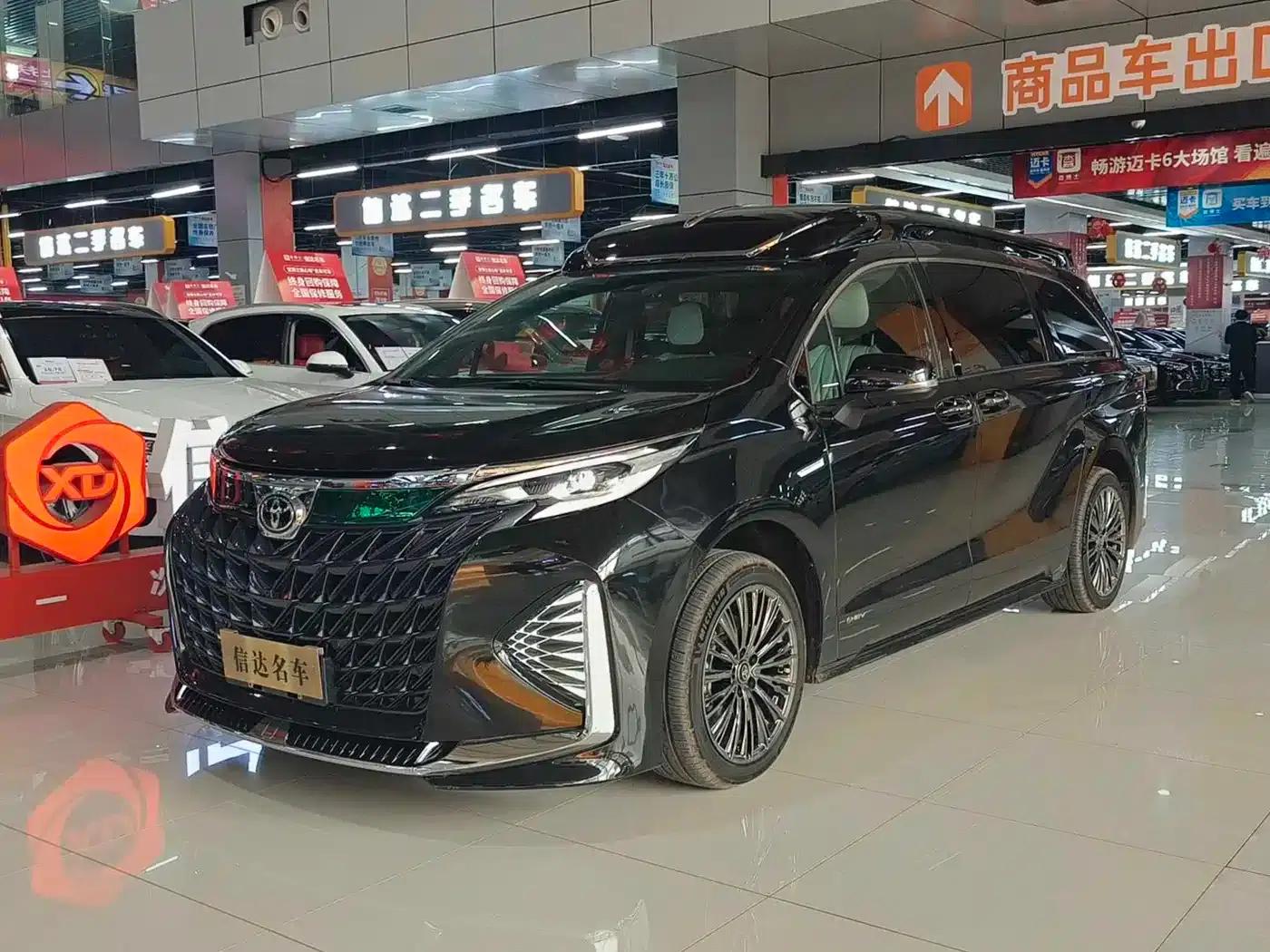 2024 Sienna 2.5L Automatic — миниатюра 1