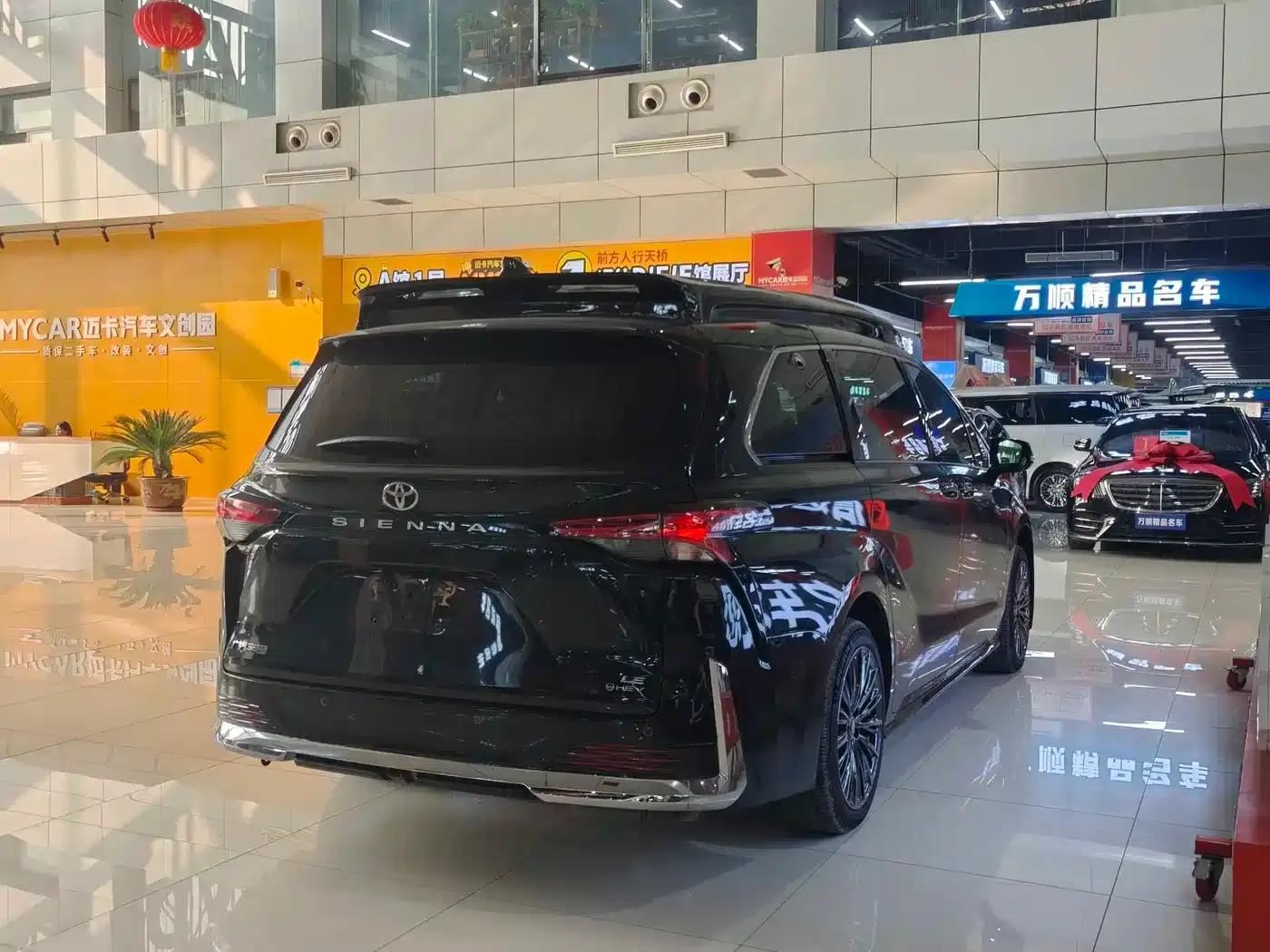2024 Sienna 2.5L Automatic — миниатюра 17