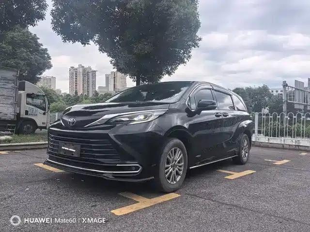 2021 Sienna 2.5L Hybrid Comfort Edition