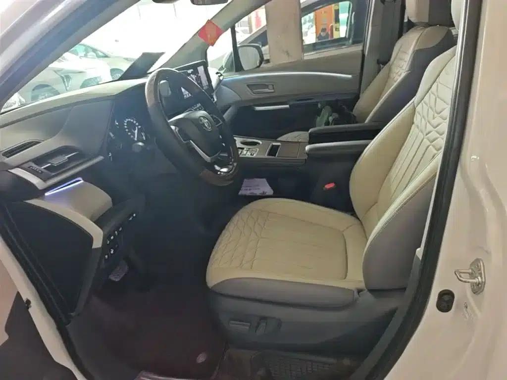 2024 Sienna 2.5L Hybrid Comfort Edition — миниатюра 15