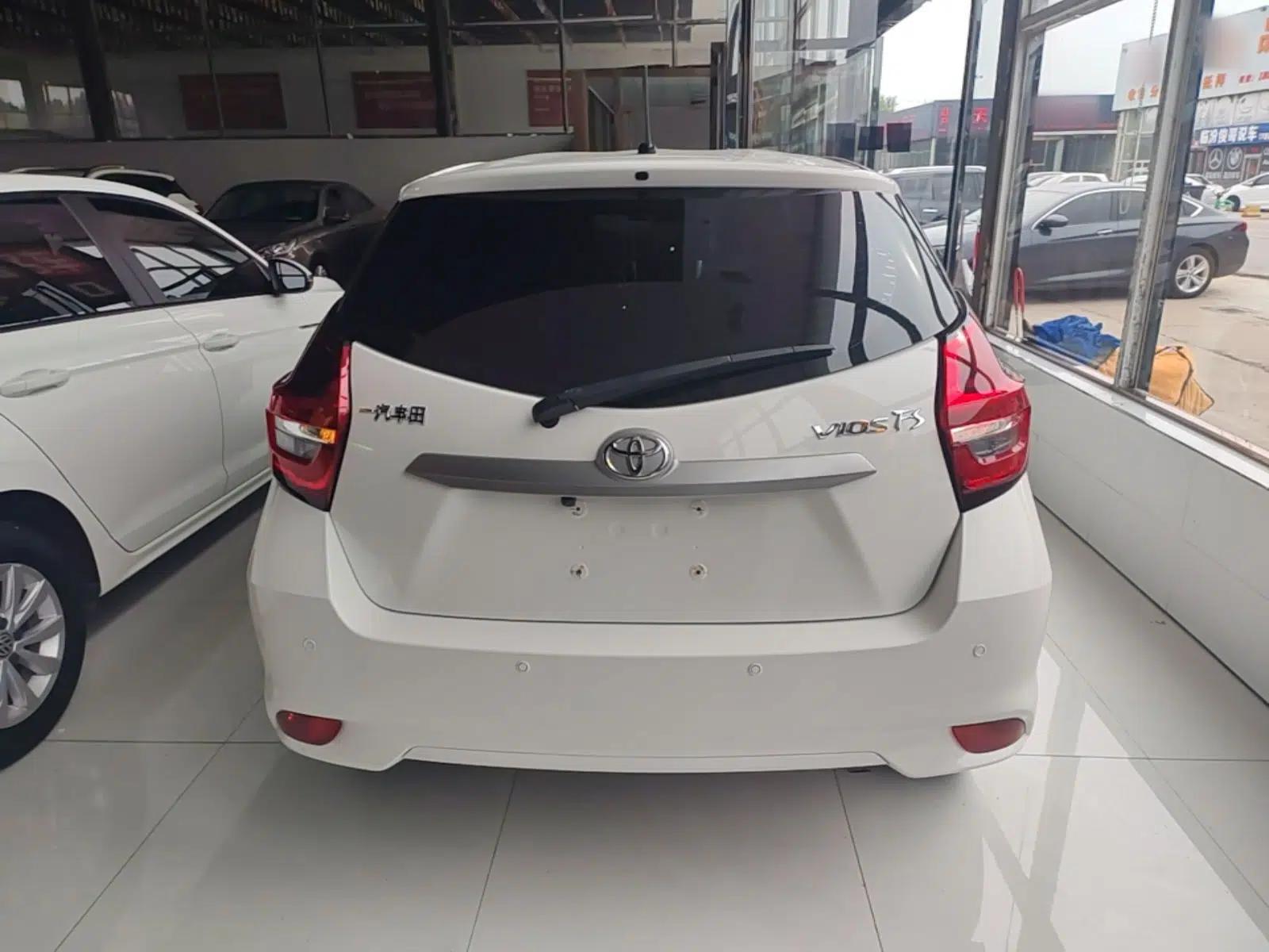 Toyota Vios FS 2021 1.5L CVT Fengchi Edition — миниатюра 5