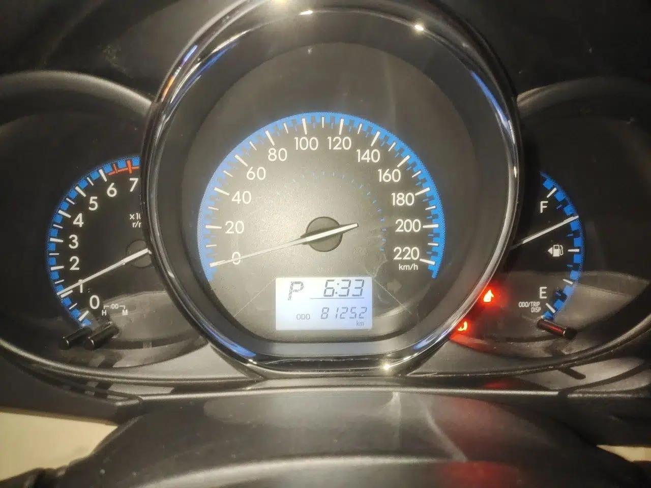 Toyota Vios FS 2017 1.5L CVT Fengchi Edition — миниатюра 10