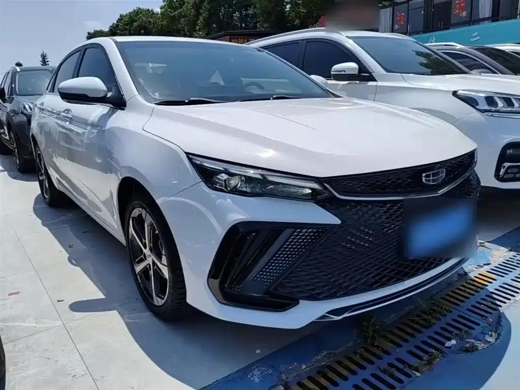 Geely Emgrand L 2022 1.4T CVT Flagship Edition — миниатюра 4