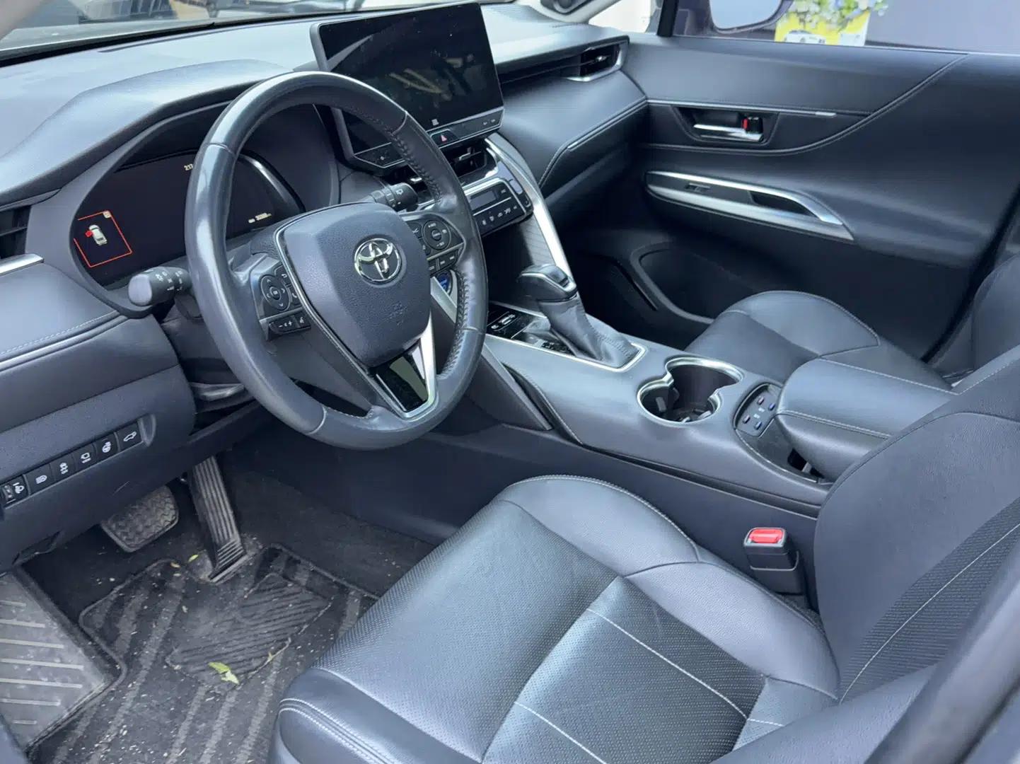 Toyota Harrier 2022 Dual-Engine 2.5L CVT Four-Wheel Drive Flagship Edition — миниатюра 8