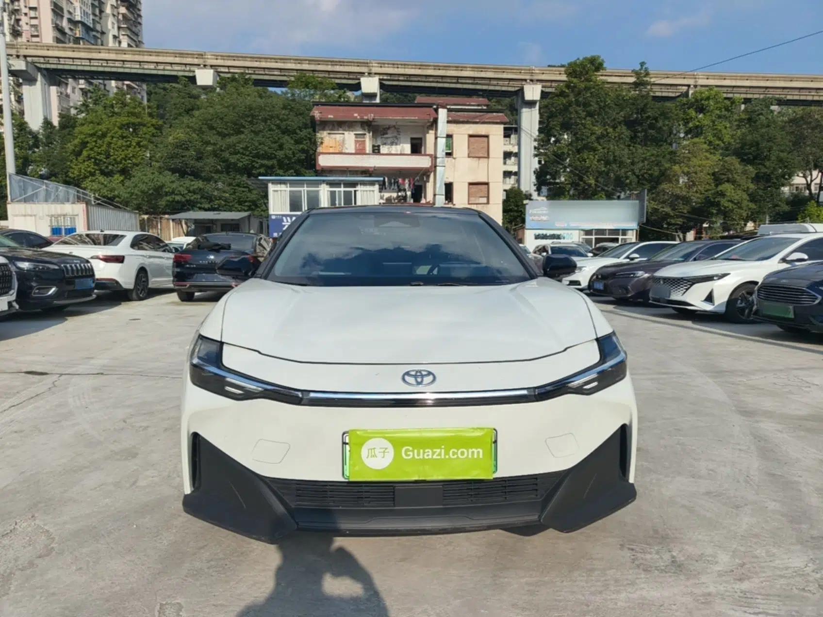 Toyota bZ3 2023 517 km Elite PRO — миниатюра 2