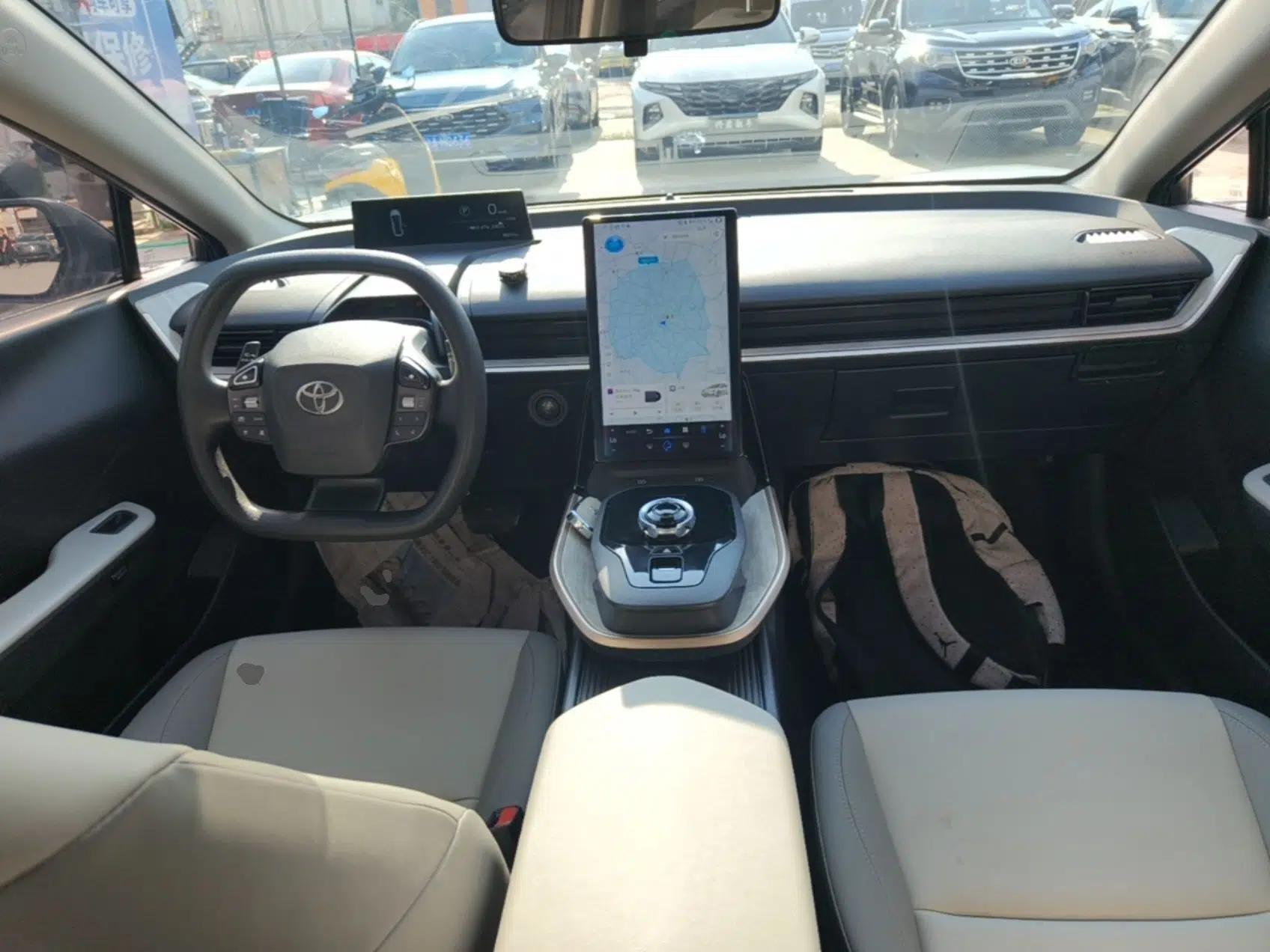 Toyota bZ3 2023 517 km Elite PRO — миниатюра 13