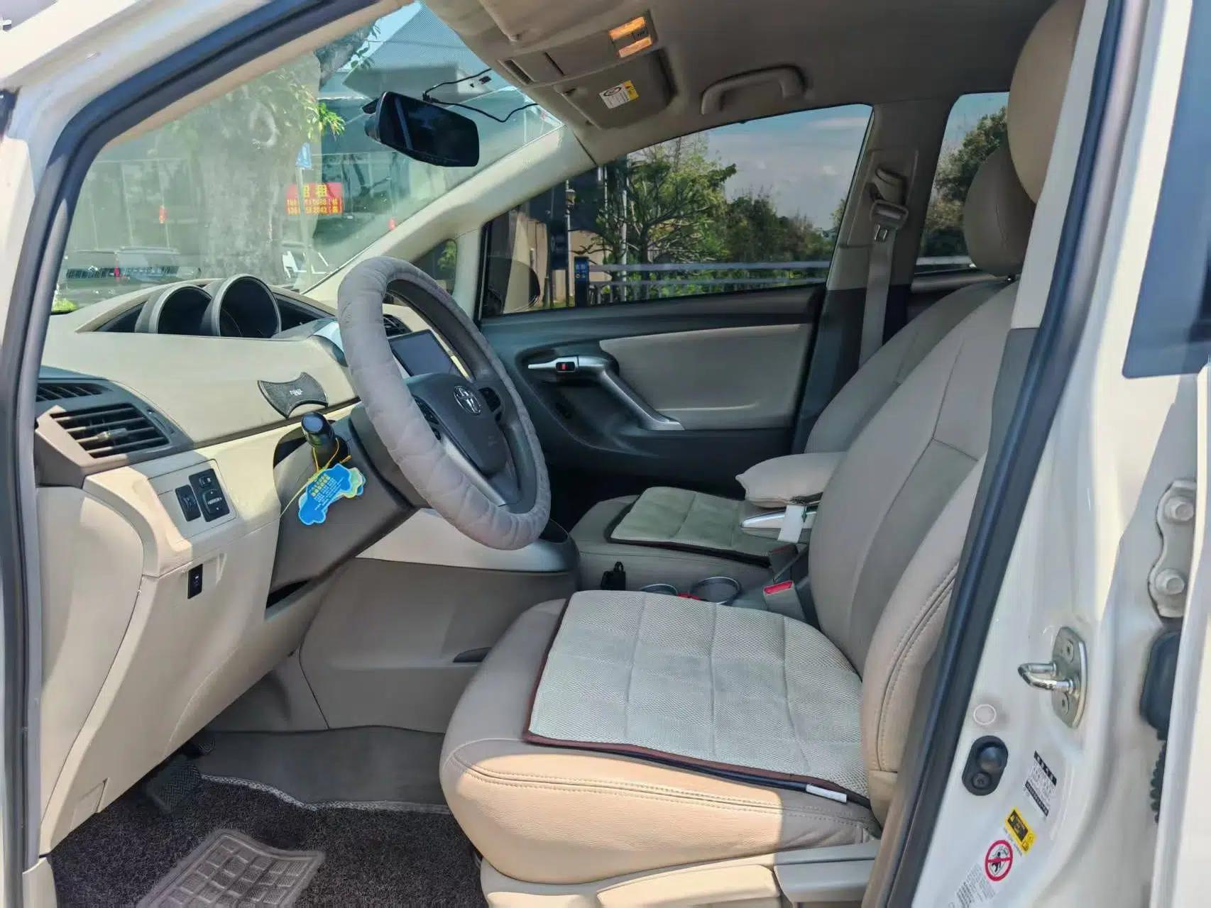 Toyota Verso 2015 180E CVT Crossover Edition — миниатюра 18