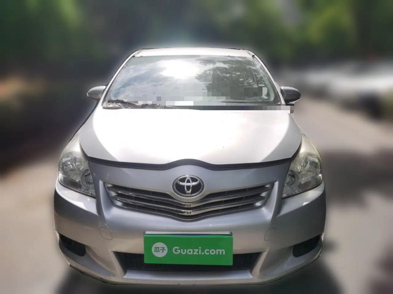 Toyota Verso 2014 Starlight 180E CVT Elite Edition — миниатюра 2