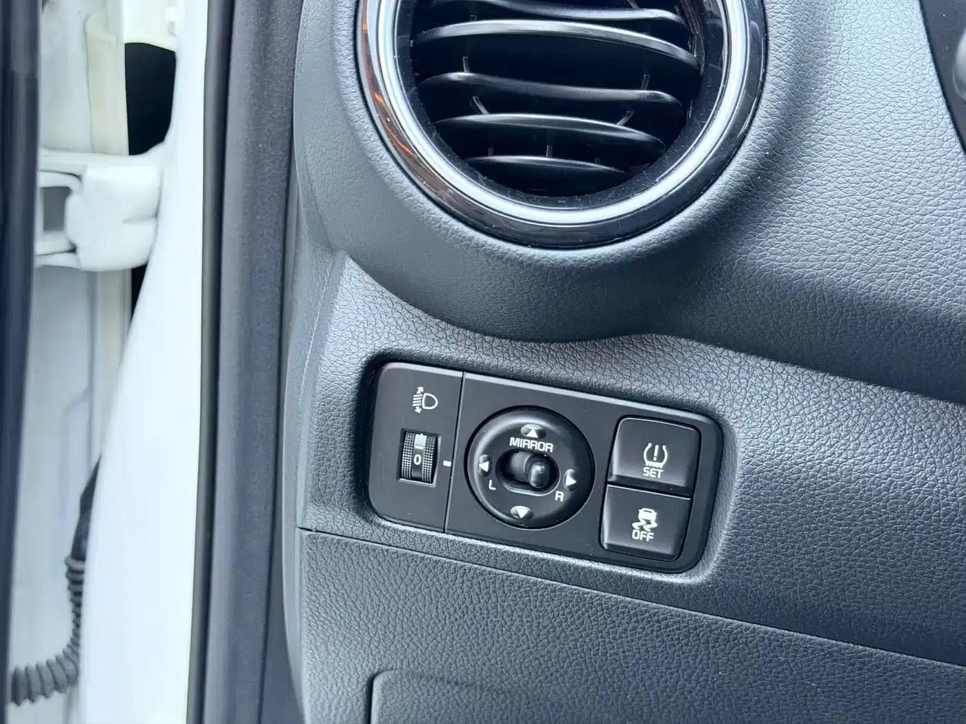 2020 Kia K2 Facelift 1.4L Automatic Comfort Sunroof Edition — миниатюра 7