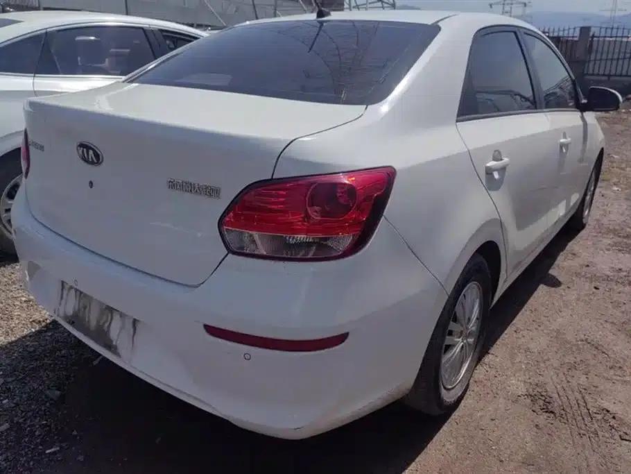 Kia K2 2017 1.4L Automatic Smart Edition Value — миниатюра 3