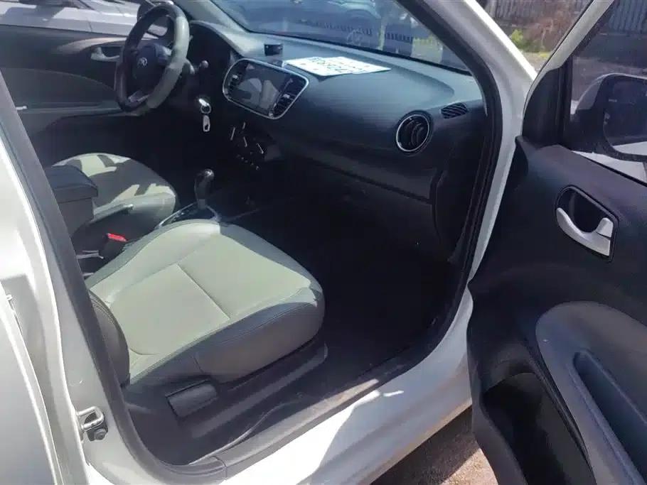 Kia K2 2017 1.4L Automatic Smart Edition Value — миниатюра 8