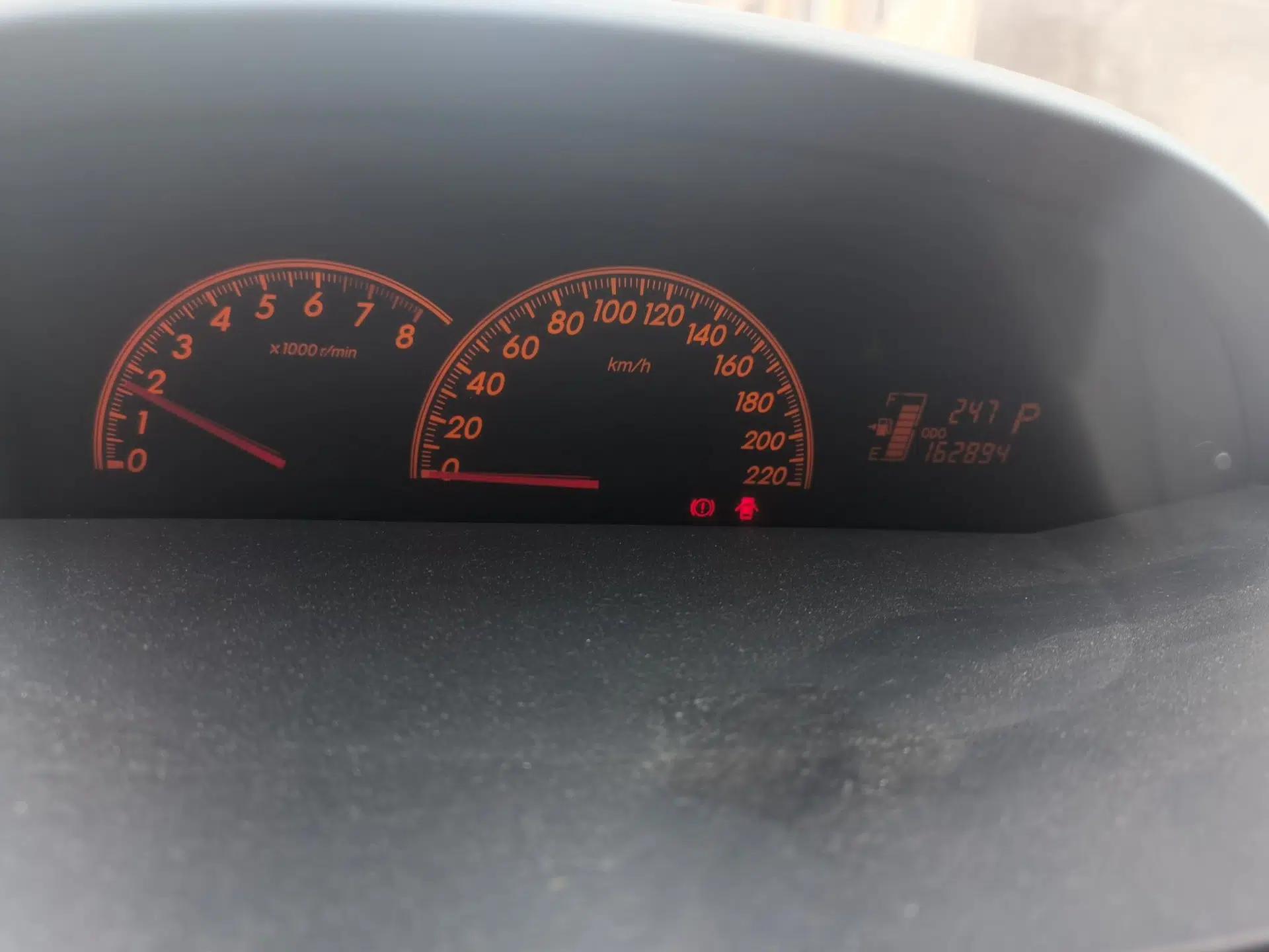 Toyota Yaris 2011 1.6E Automatic Charm Edition — миниатюра 12