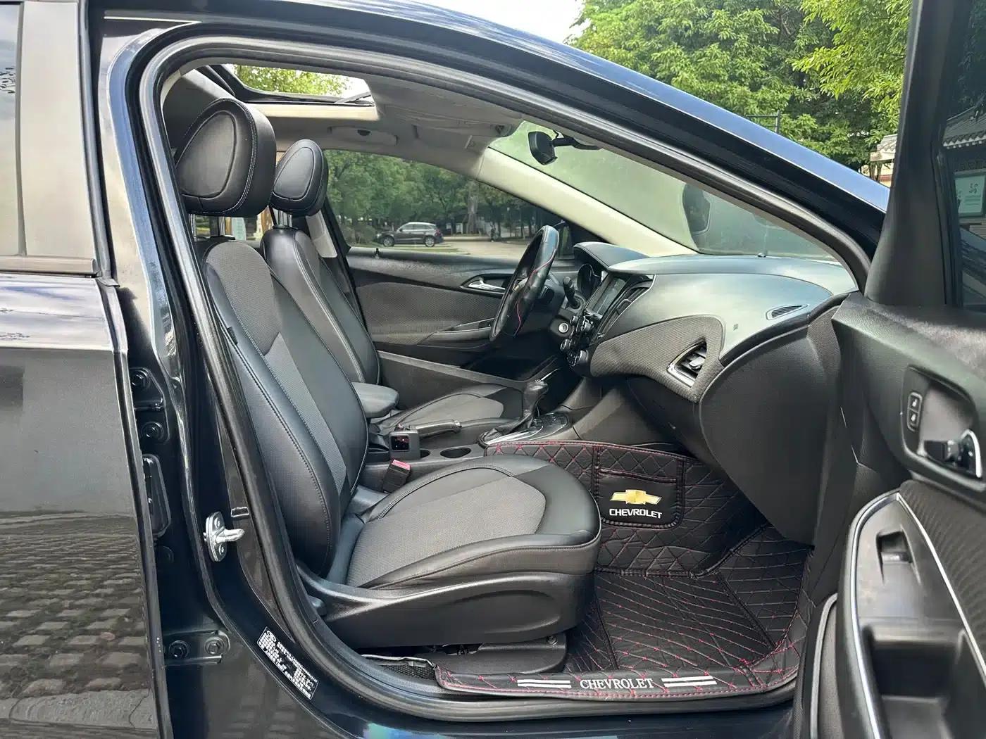 Chevrolet Cruze 2016 1.5L Automatic Luxury Edition — миниатюра 12