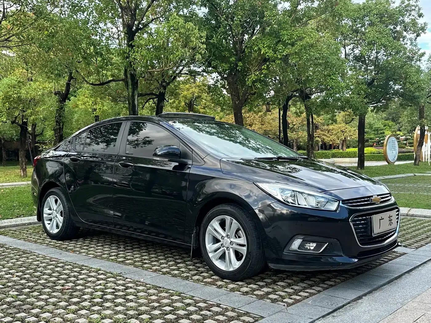Chevrolet Cruze 2016 1.5L Automatic Luxury Edition — миниатюра 3