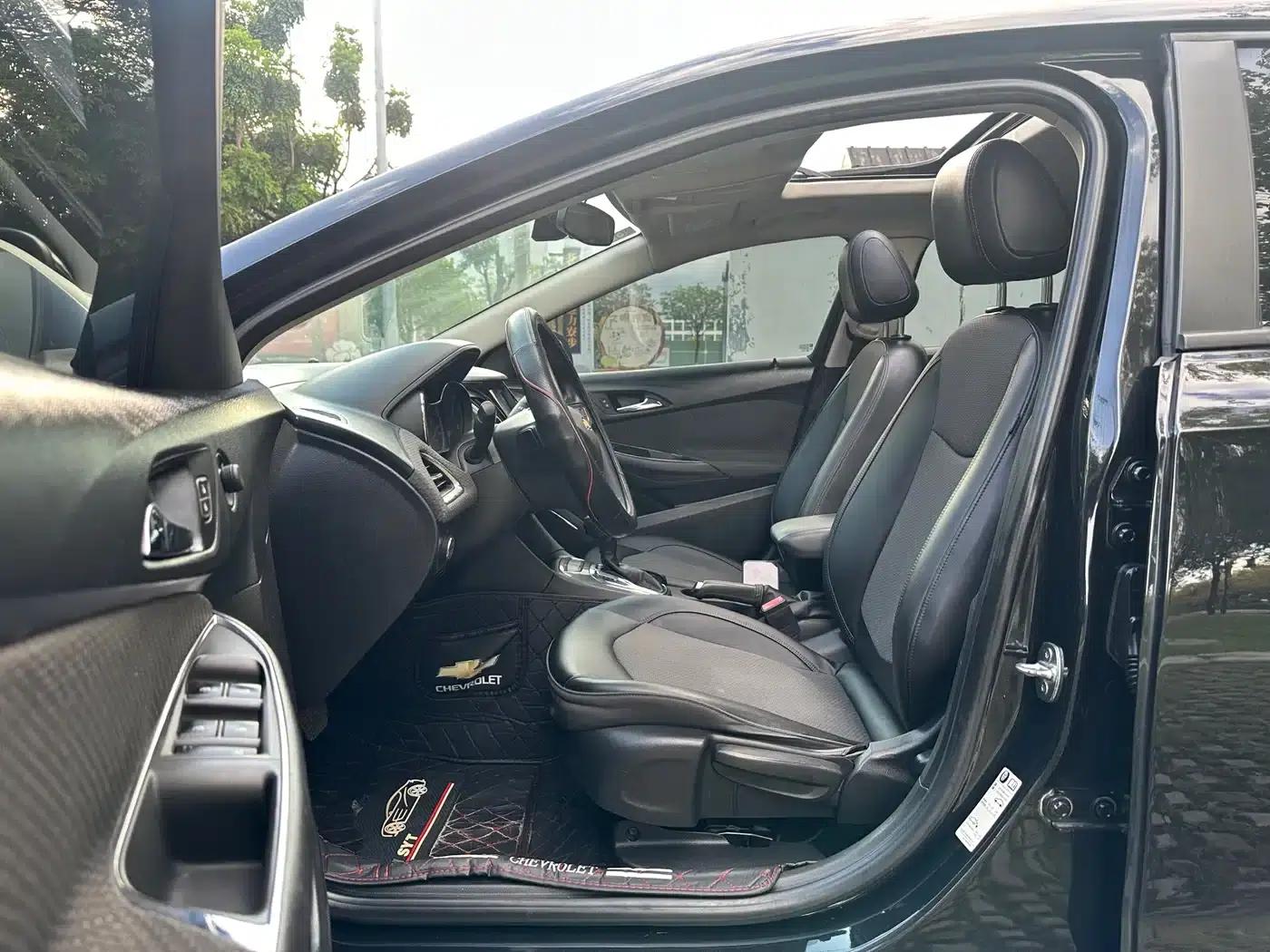 Chevrolet Cruze 2016 1.5L Automatic Luxury Edition — миниатюра 4