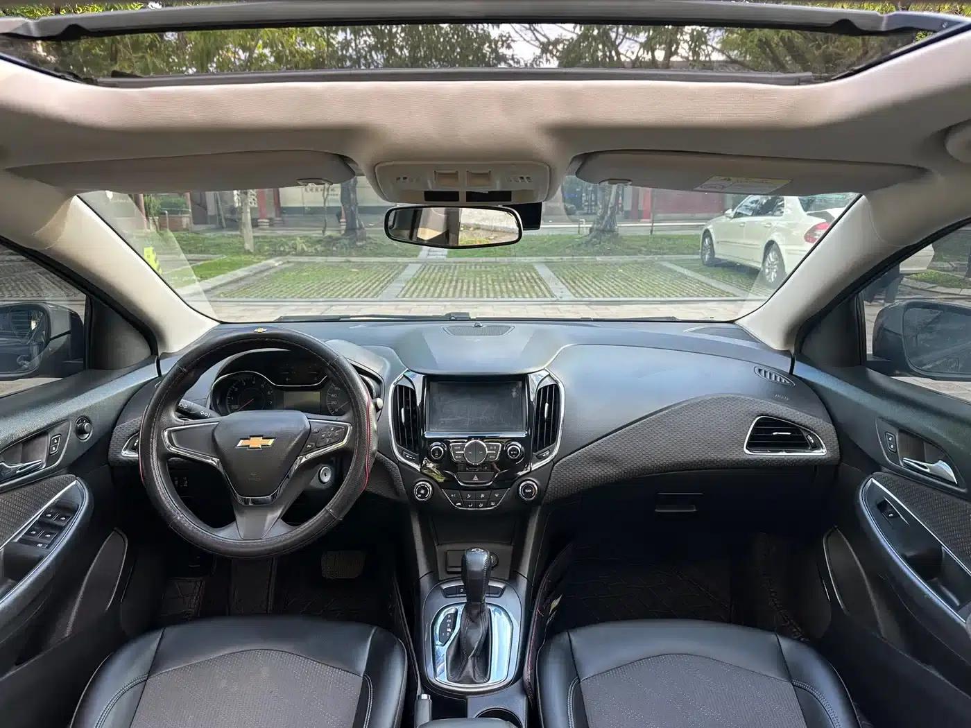 Chevrolet Cruze 2016 1.5L Automatic Luxury Edition — миниатюра 5