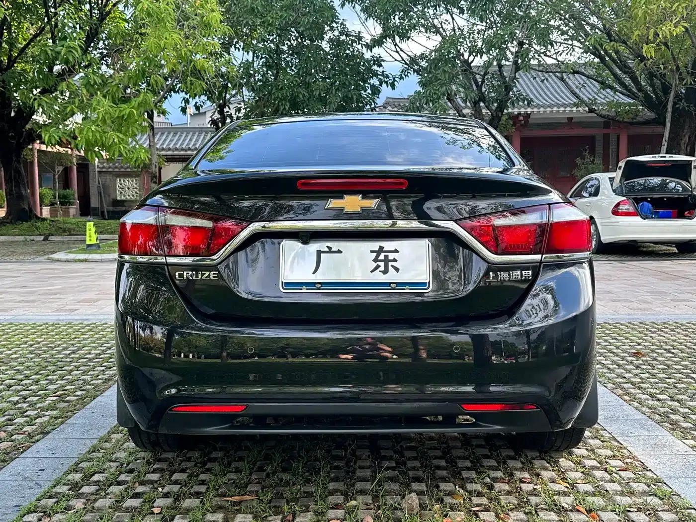 Chevrolet Cruze 2016 1.5L Automatic Luxury Edition — миниатюра 8