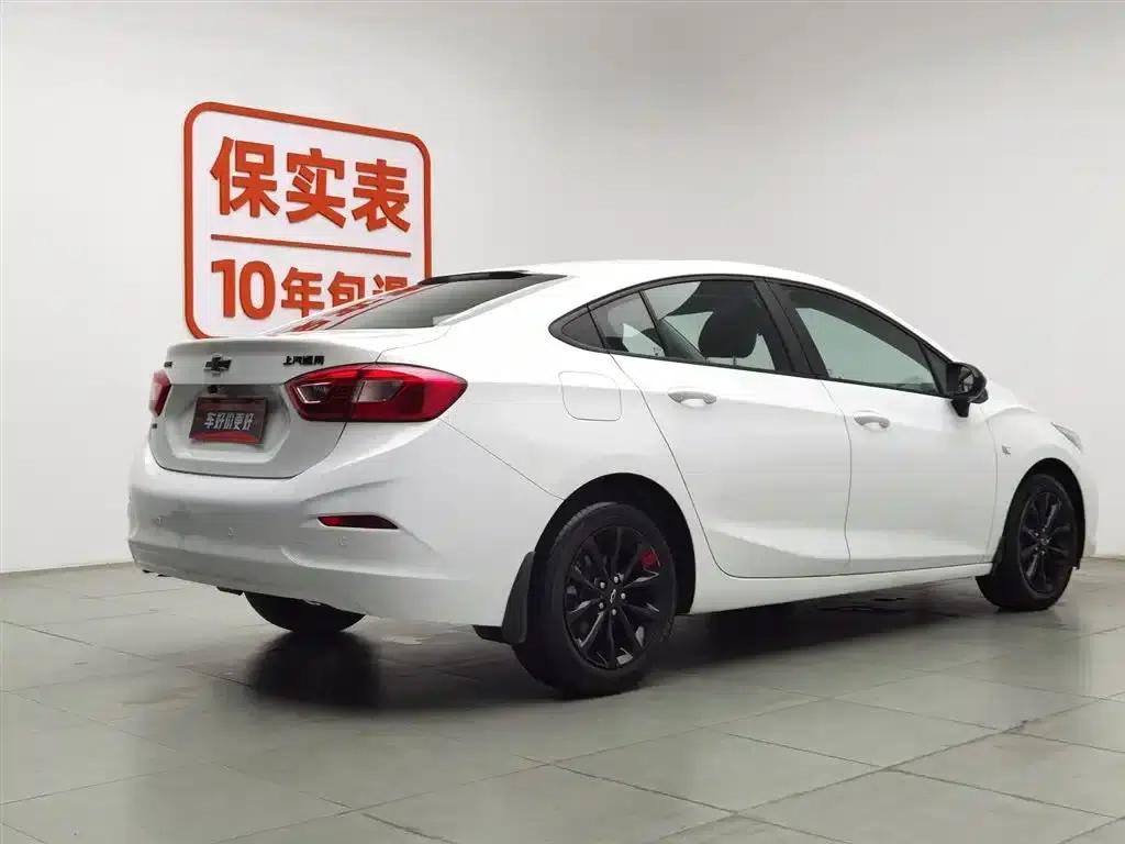 Chevrolet Cruze 2018 Redline 320 Automatic Pioneer Edition — миниатюра 2
