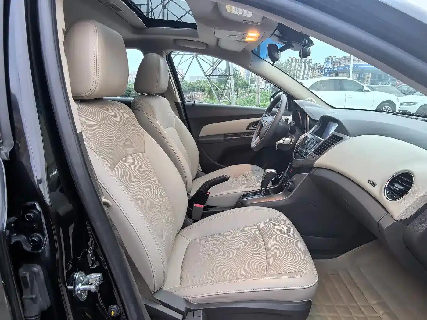 Chevrolet Cruze 2015 1.5L Classic SE AT — миниатюра 12
