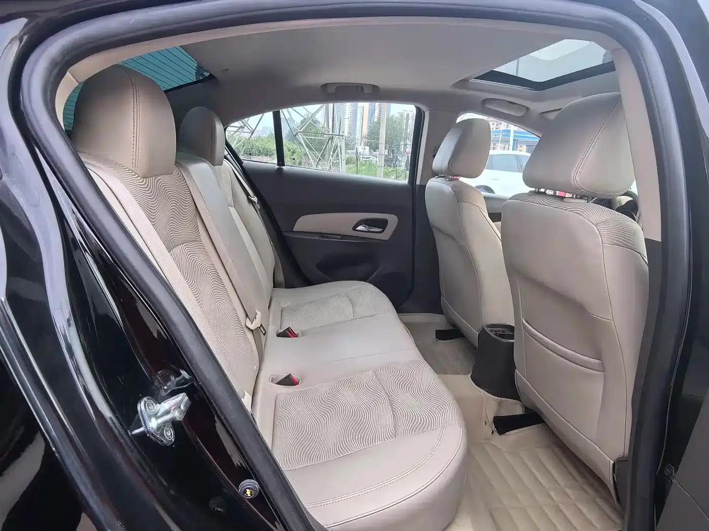 Chevrolet Cruze 2015 1.5L Classic SE AT — миниатюра 13