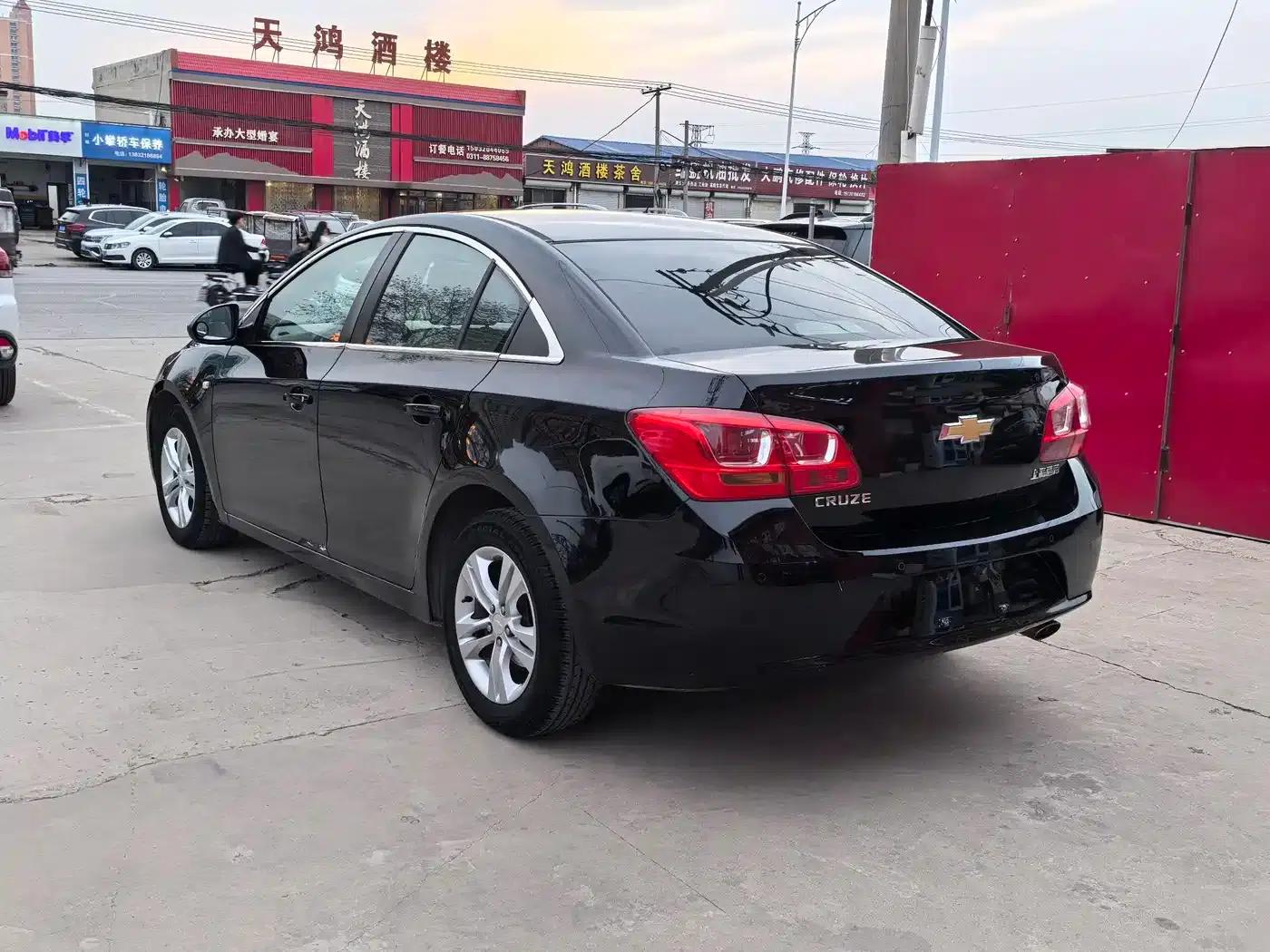 Chevrolet Cruze 2015 1.5L Classic SE AT — миниатюра 6
