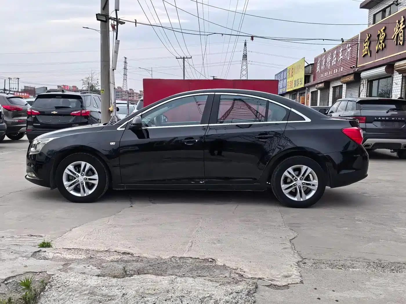 Chevrolet Cruze 2015 1.5L Classic SE AT — миниатюра 7