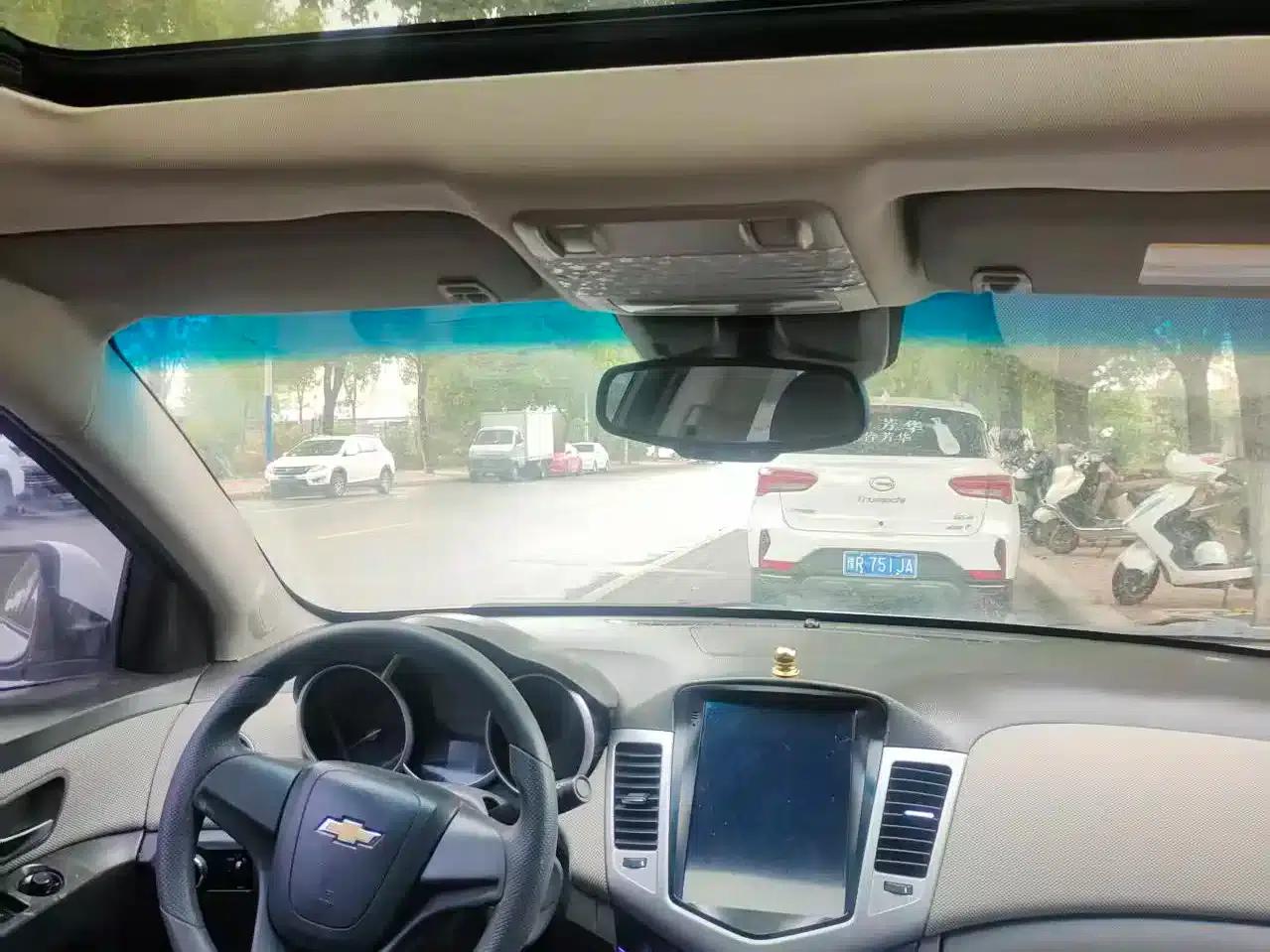 Chevrolet Cruze 2013 1.8L SE AT — миниатюра 4