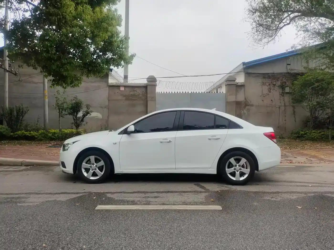 Chevrolet Cruze 2013 1.8L SE AT — миниатюра 7