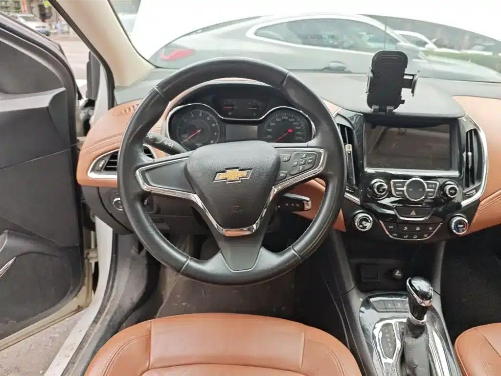Chevrolet Cruze 2016 1.4T DCG Luxury Edition — миниатюра 3