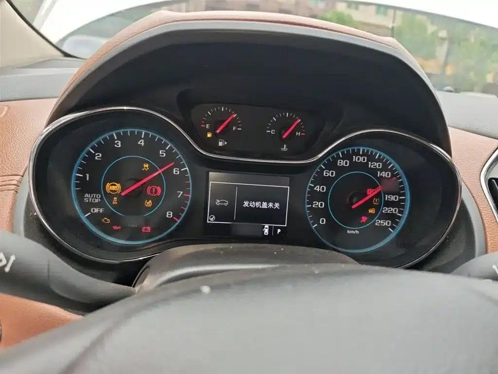 Chevrolet Cruze 2016 1.4T DCG Luxury Edition — миниатюра 4