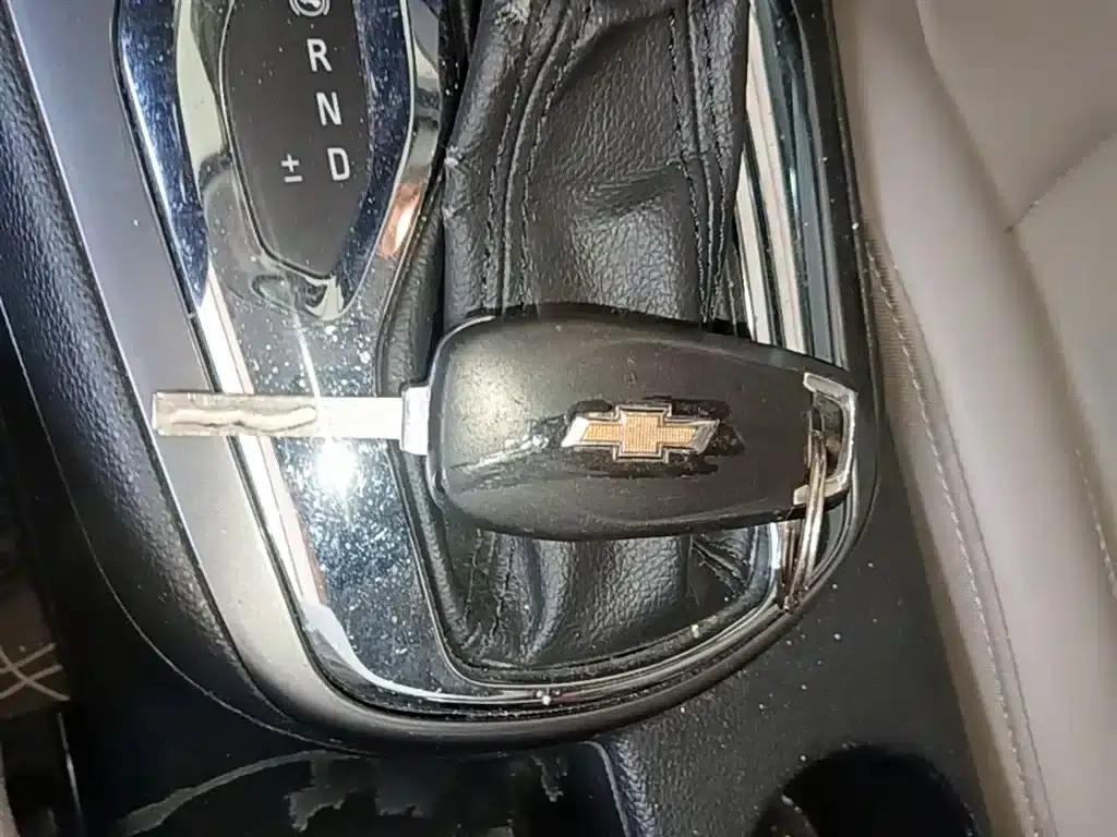Chevrolet Cruze 2015 1.5L Automatic Luxury Edition — миниатюра 9