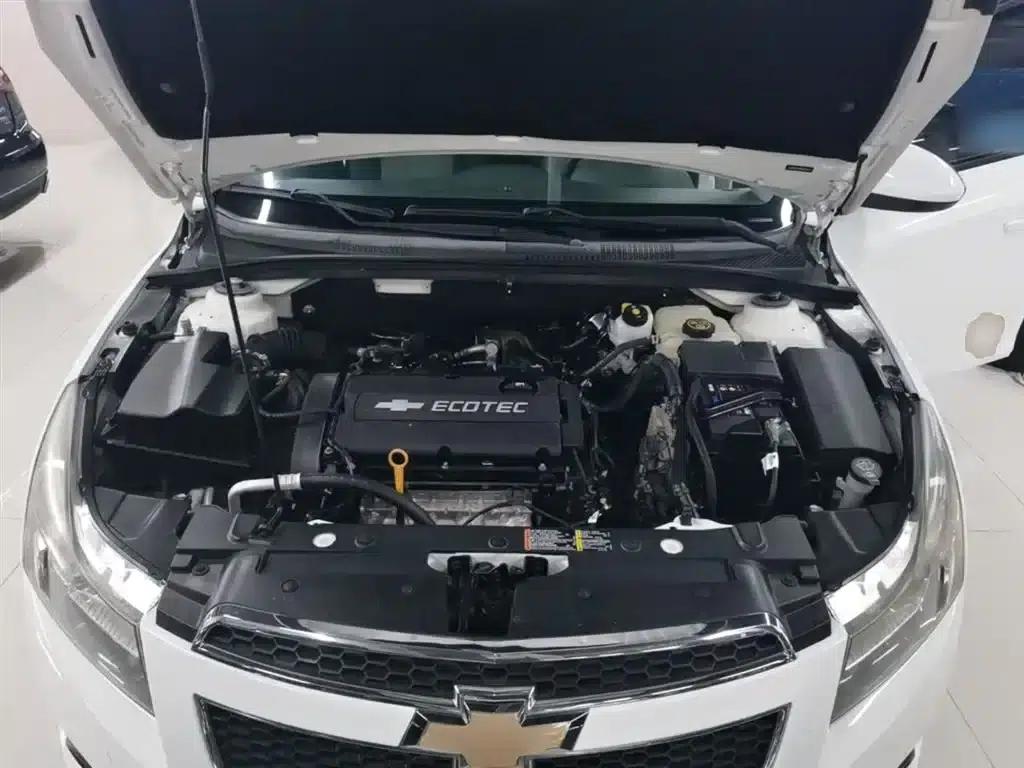 Chevrolet Cruze 2014 1.6L SL Millionth Anniversary Edition MT — миниатюра 20